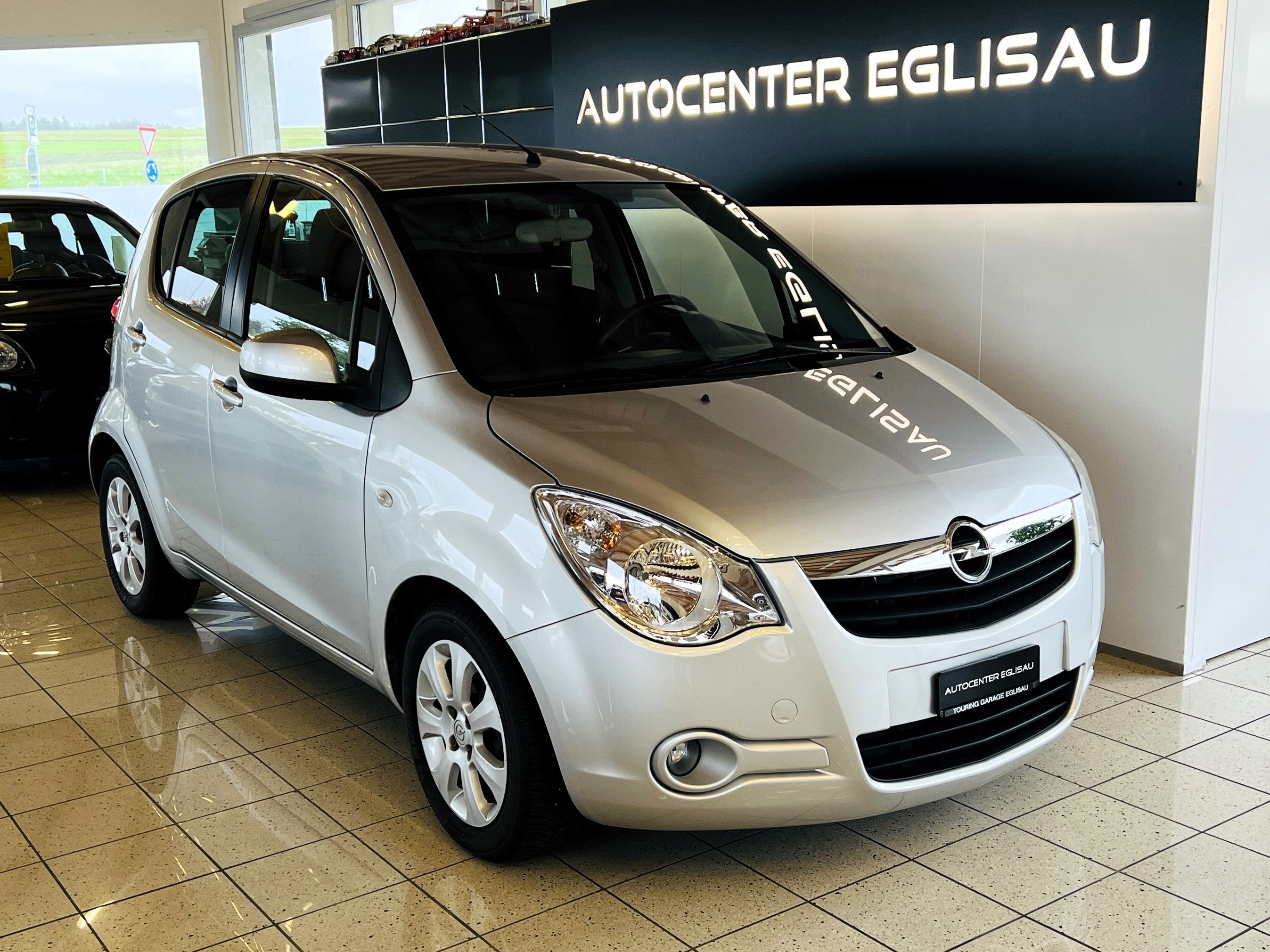 OPEL Agila 1.2 Enjoy Automat