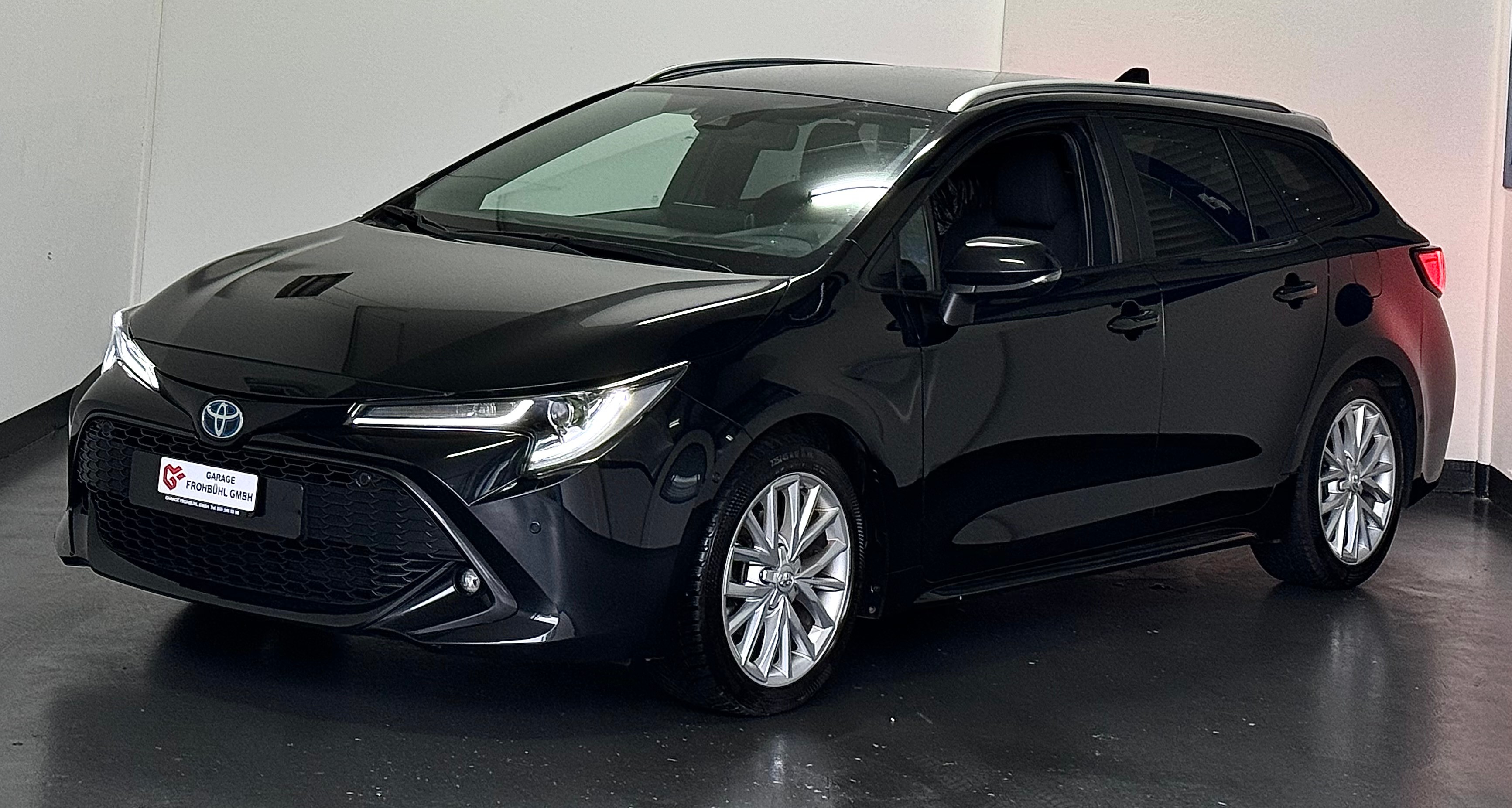 TOYOTA Corolla Touring Sports 1.8 HSD Active e-CVT