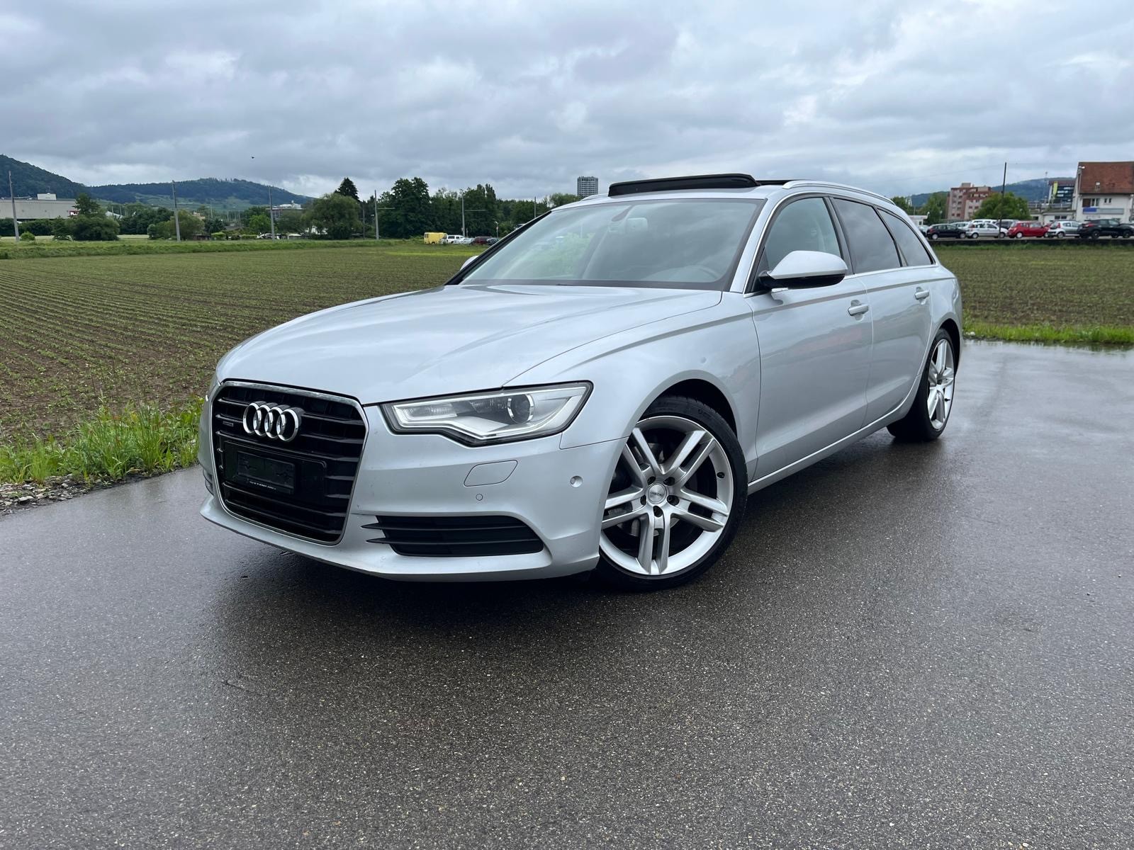 AUDI A6 Avant 3.0 TDI V6 quattro S-tronic