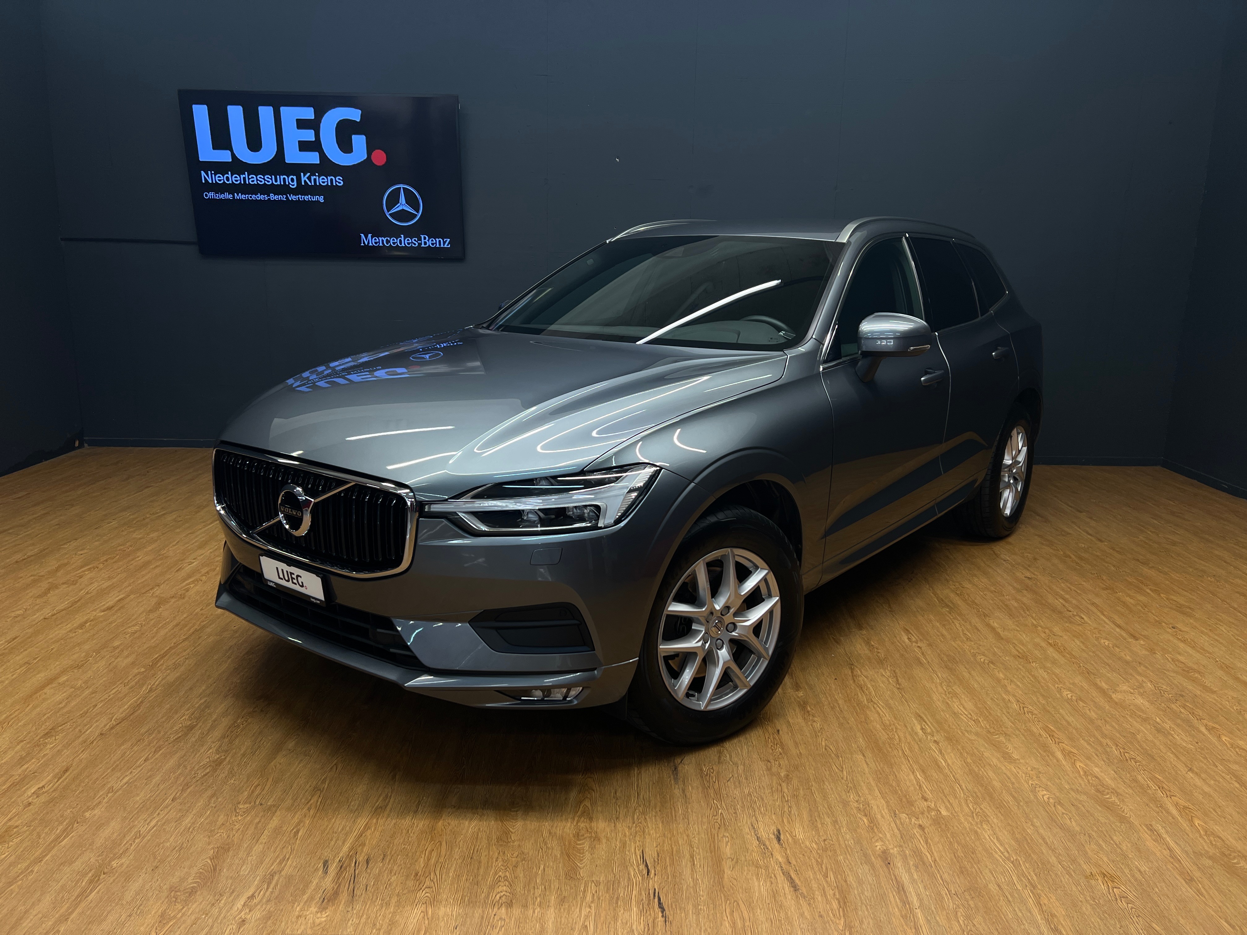 VOLVO XC60 T5 AWD Momentum Geartronic