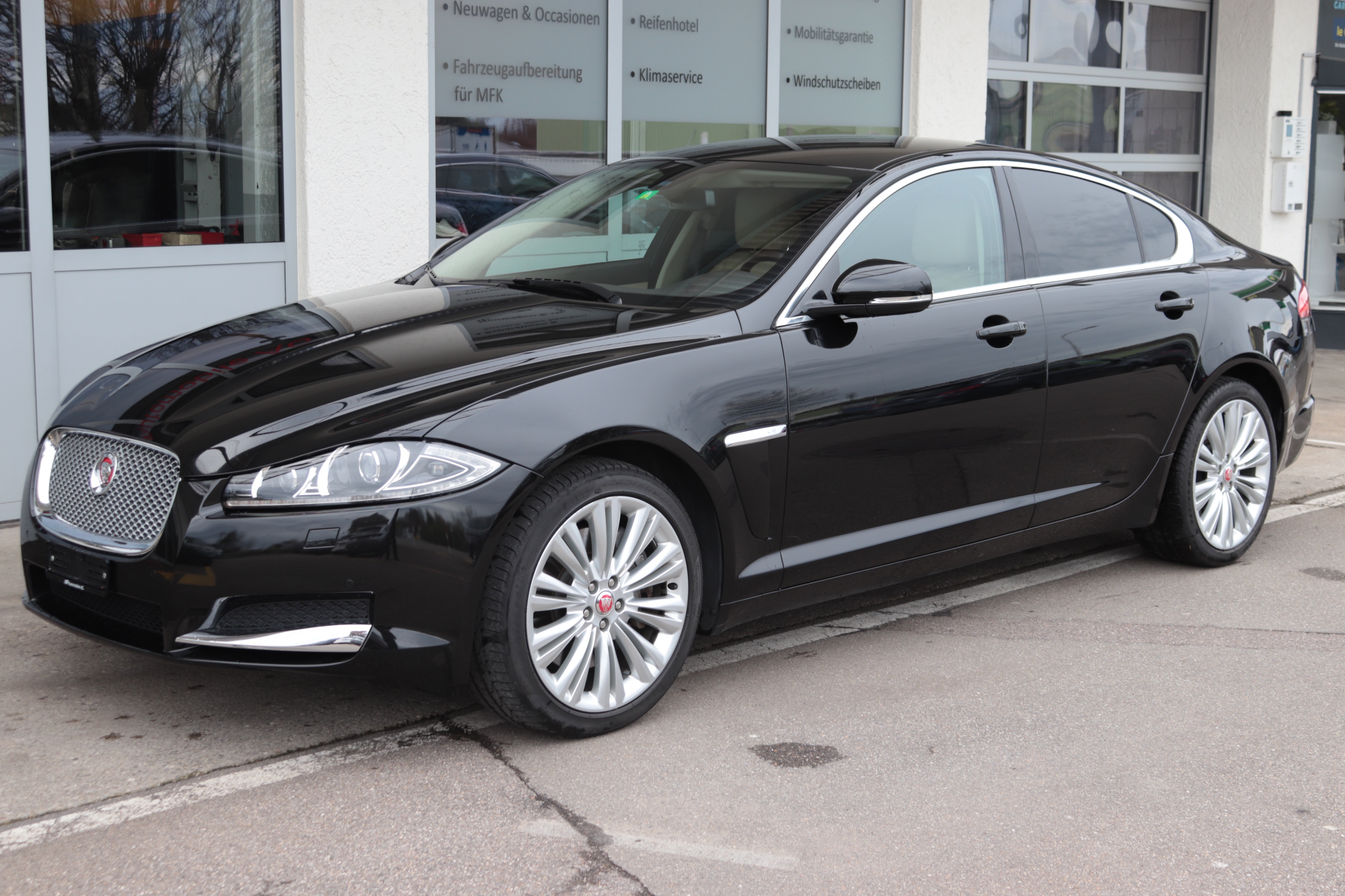 JAGUAR XF 3.0 V6 S/C Premium Luxury 4x4