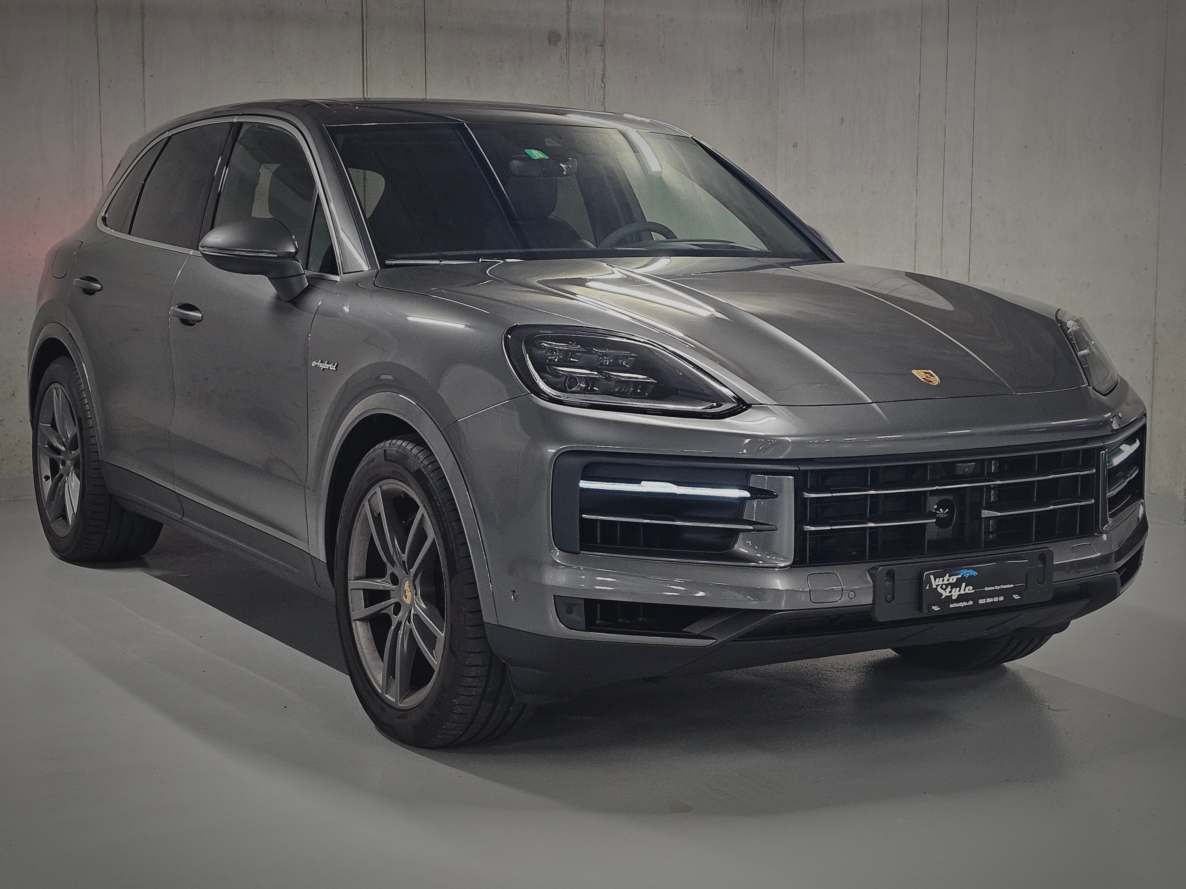 PORSCHE Cayenne E-Hybrid