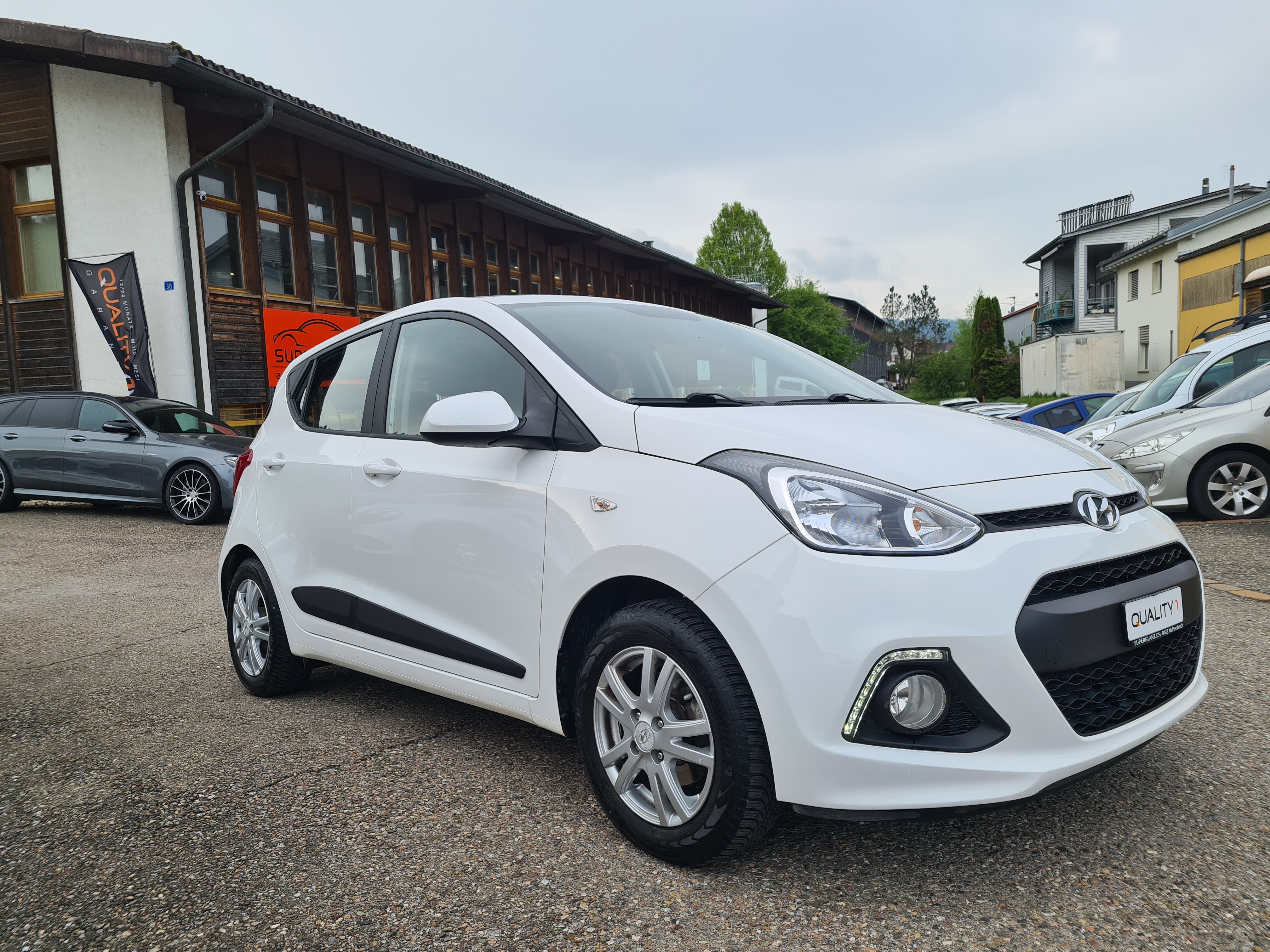 HYUNDAI i10 1.2 Premium Automatic