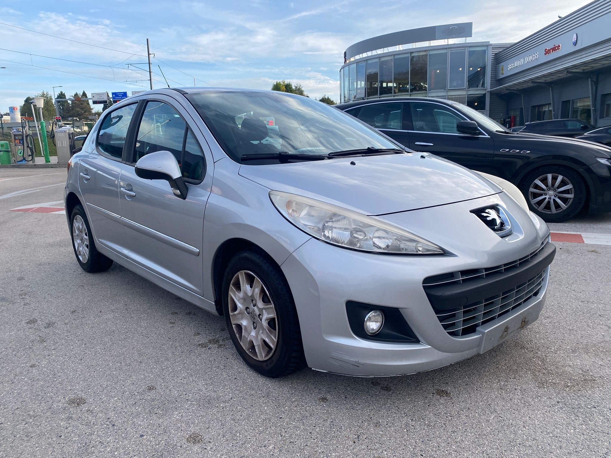 PEUGEOT 207