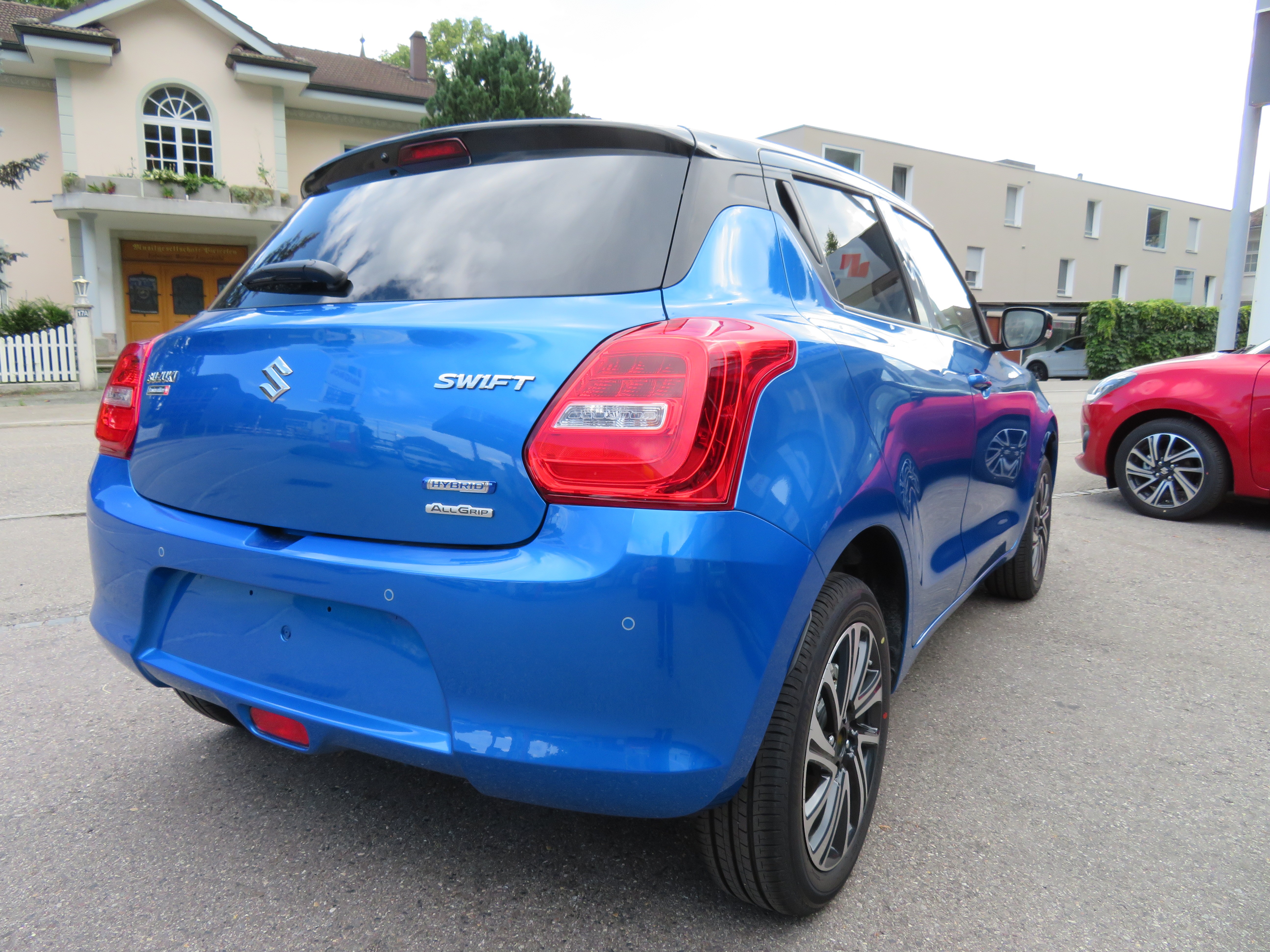 SUZUKI Swift 1.2 Compact Top 4x4 Hybrid