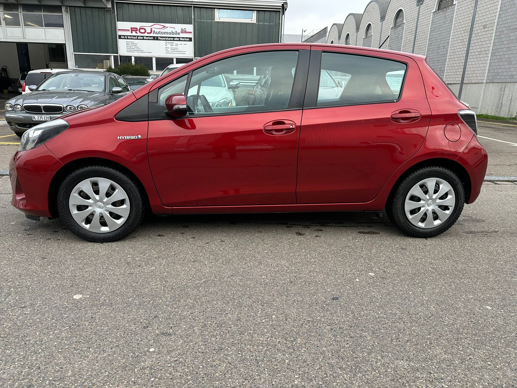 TOYOTA Yaris 1.5 VVT-i Hybrid Luna CVT