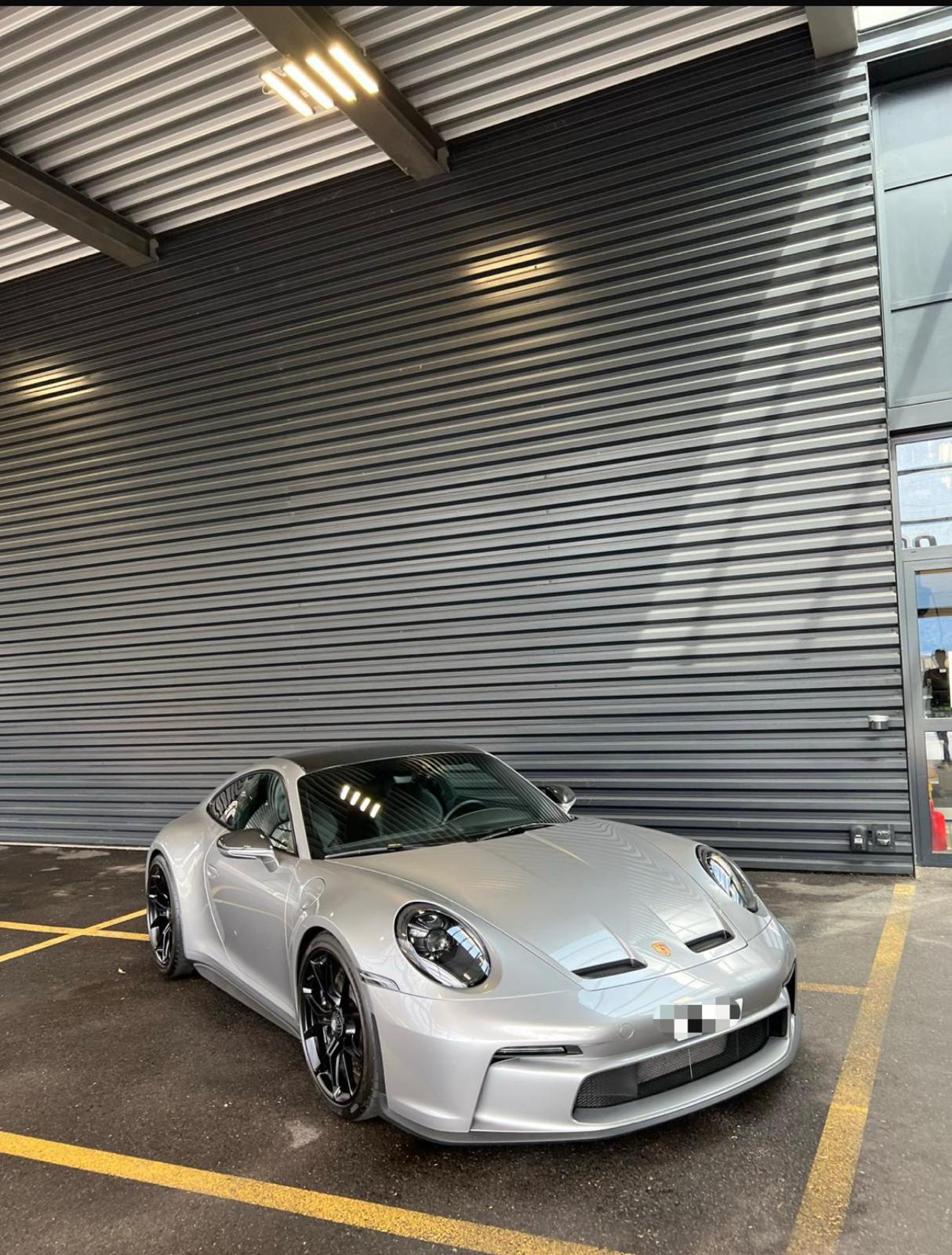 PORSCHE 911 GT3 Touring PDK (GT-Silber)