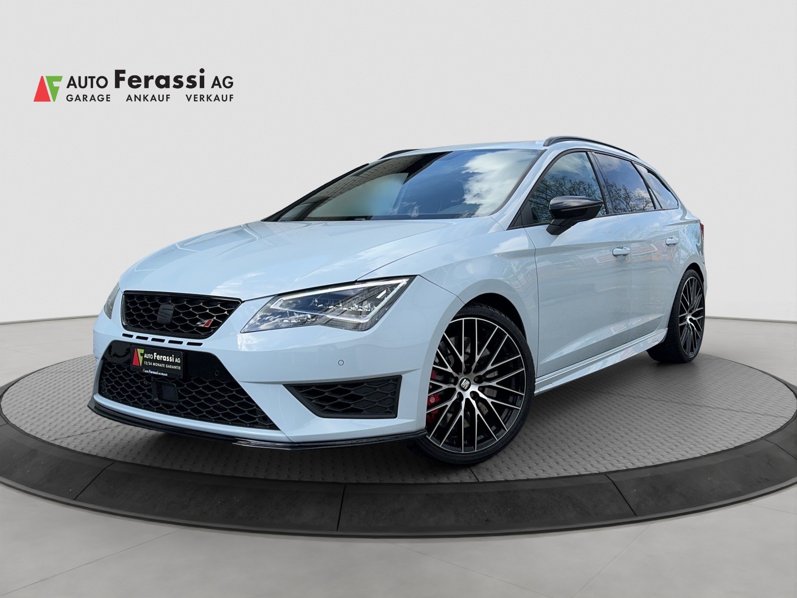 SEAT Leon ST 2.0 TSI Cupra 290