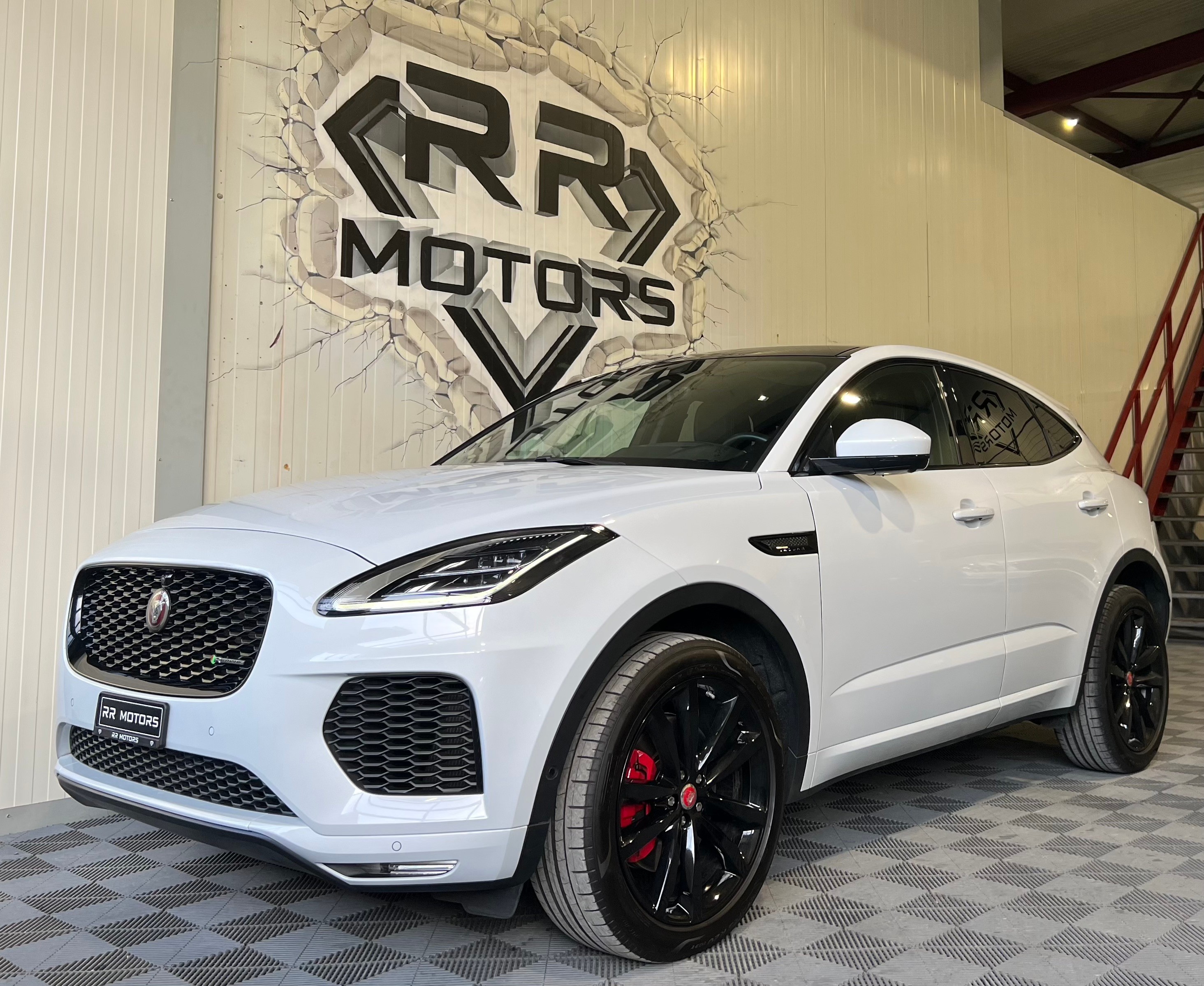 JAGUAR E-Pace 2.0 P300 R-Dynamic HSE AWD Automatik