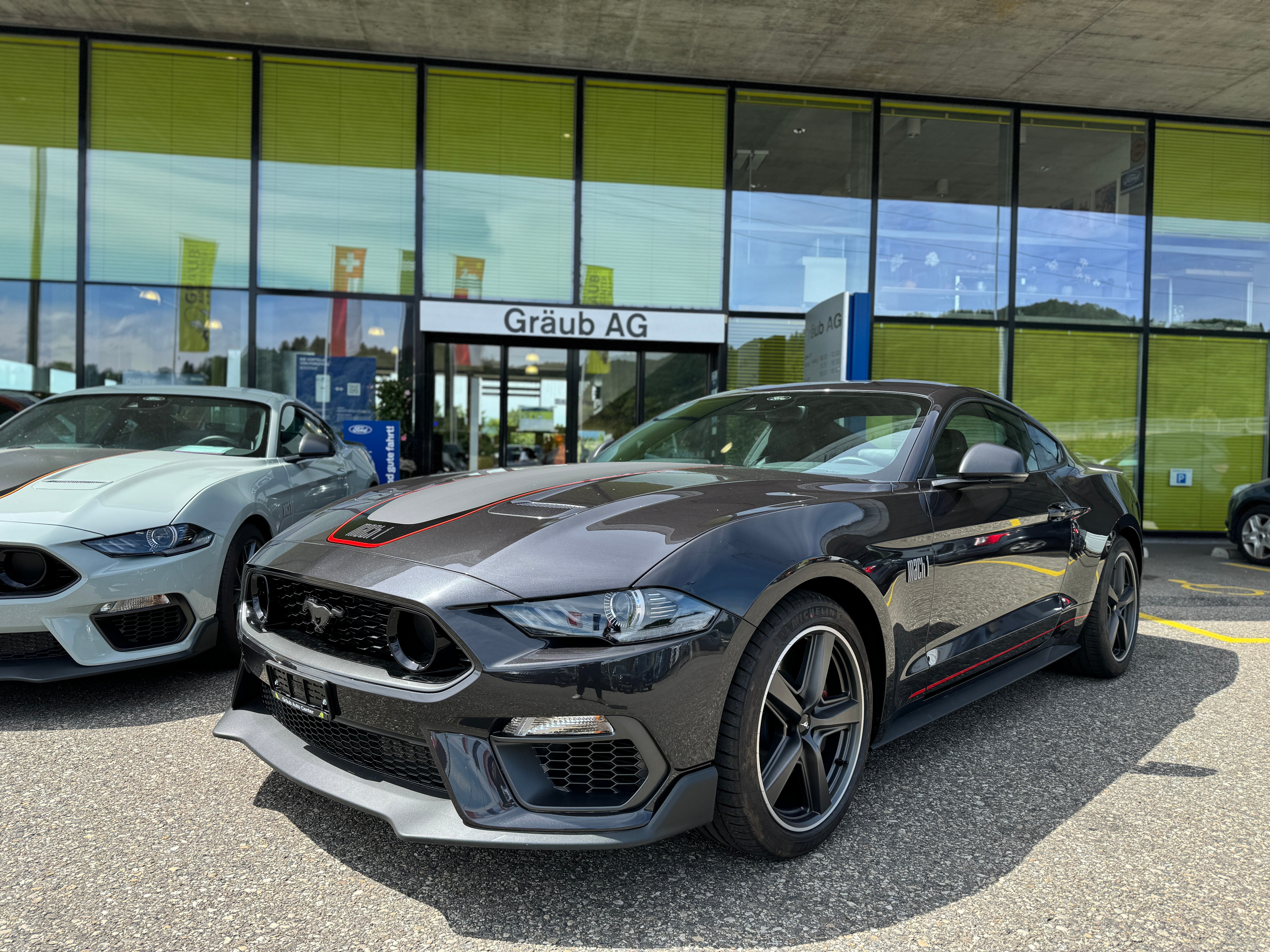 FORD Mustang Fastback 5.0 V8 Mach 1 DARK MATTER GREY Automat