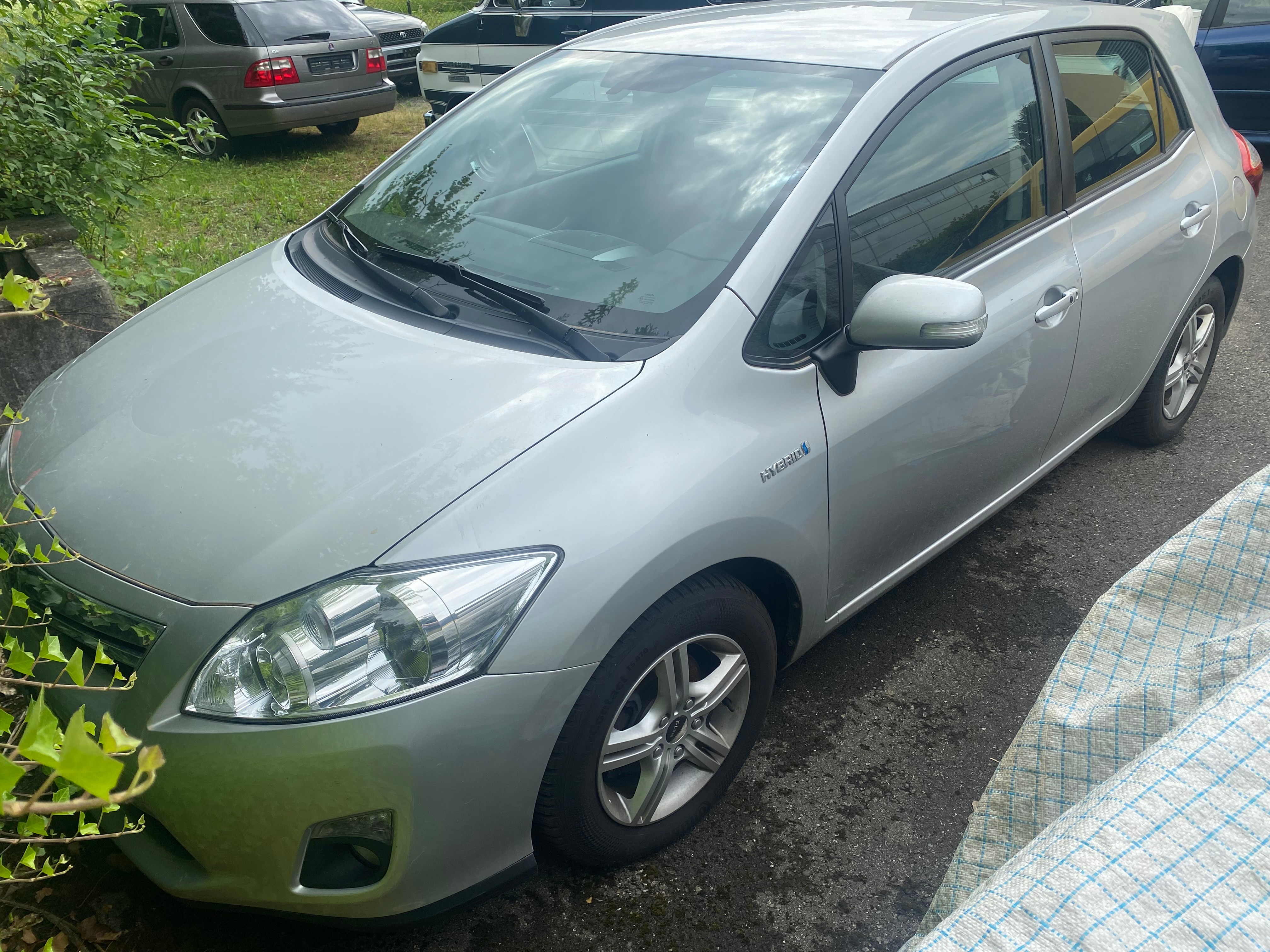 TOYOTA Auris 1.8 16V HSD Linea Sol