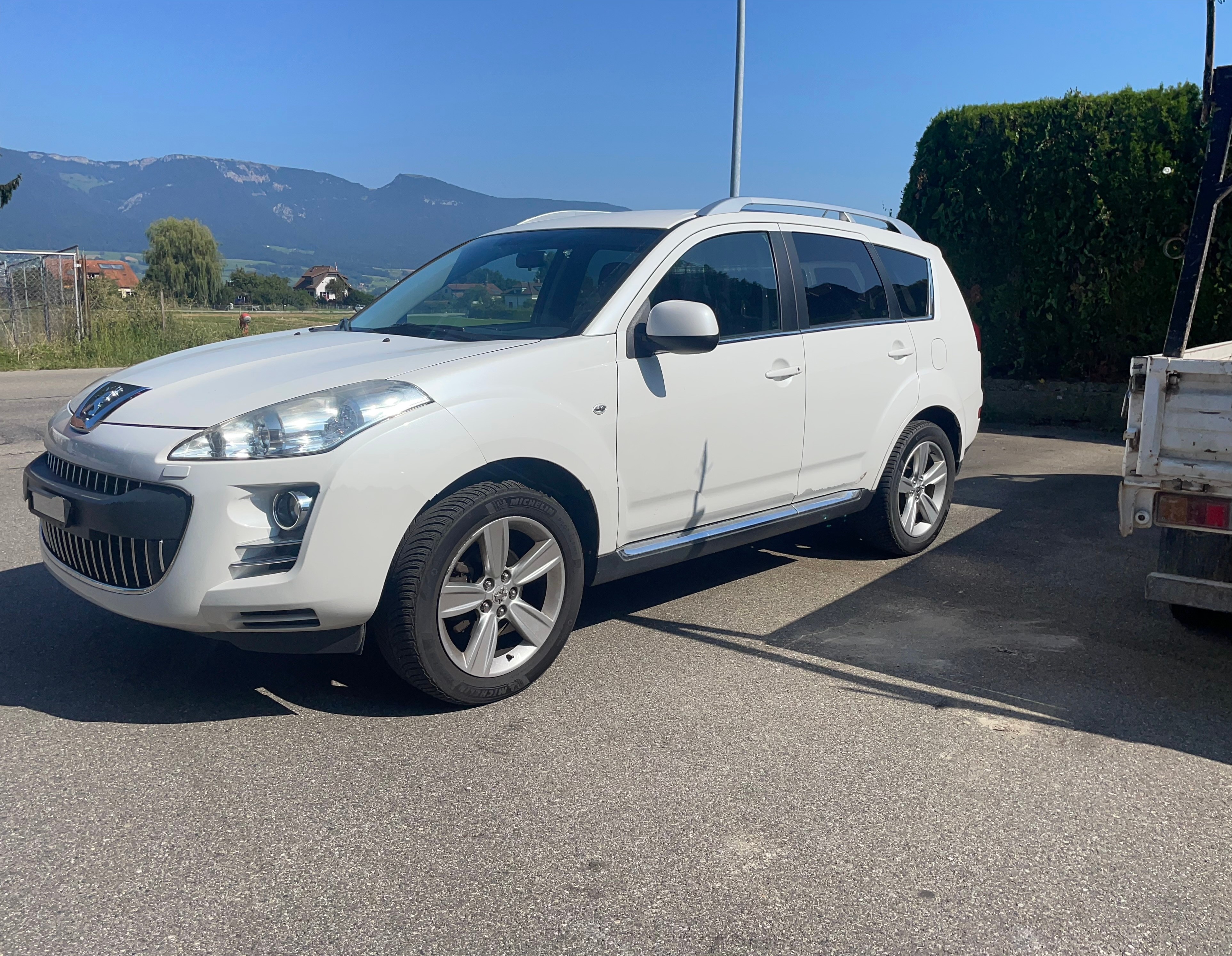 PEUGEOT 4007 2.2 HDi Dynamic DCS6