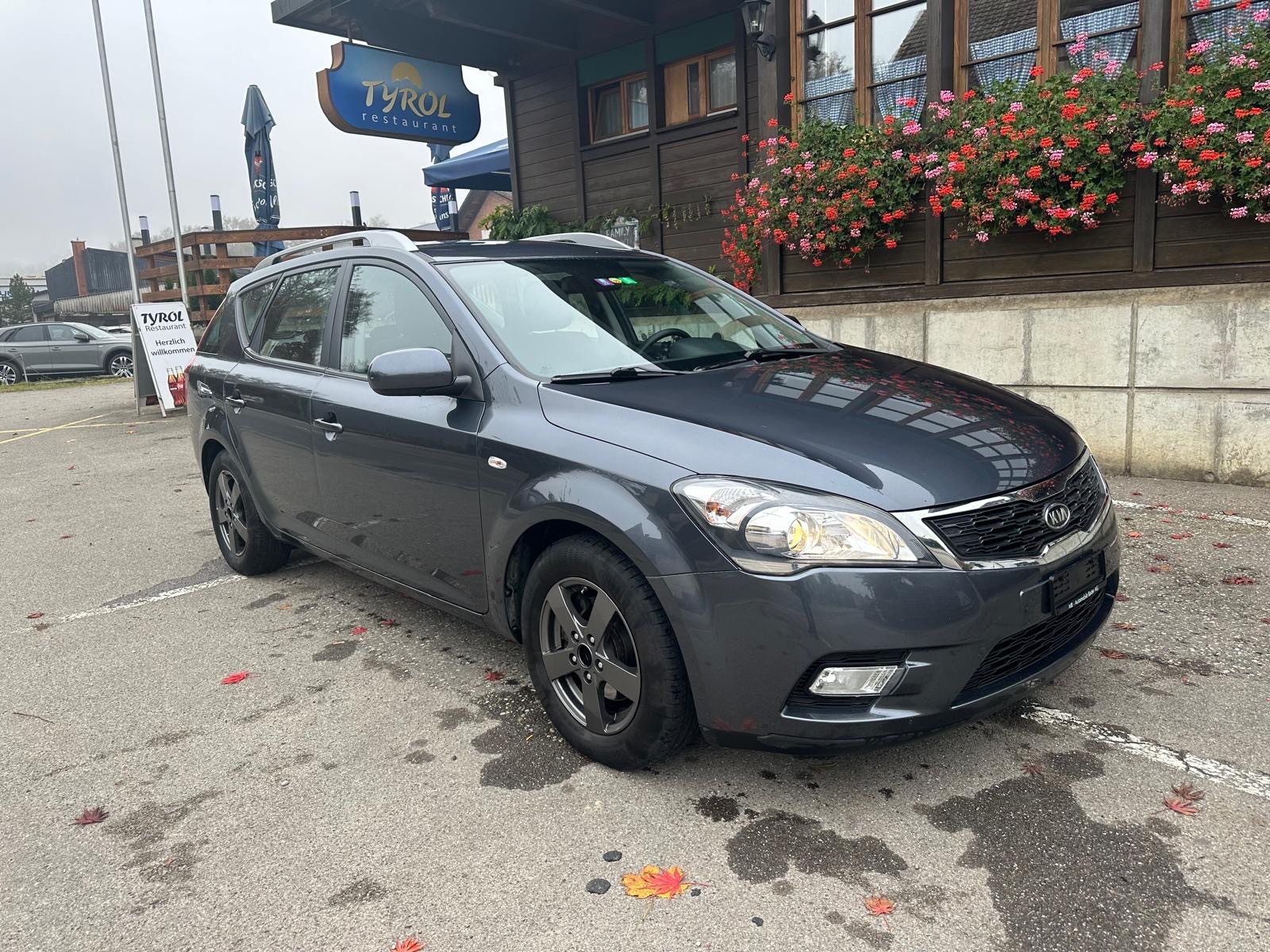 KIA Ceed Sporty Wagon 1.4 16V _seven