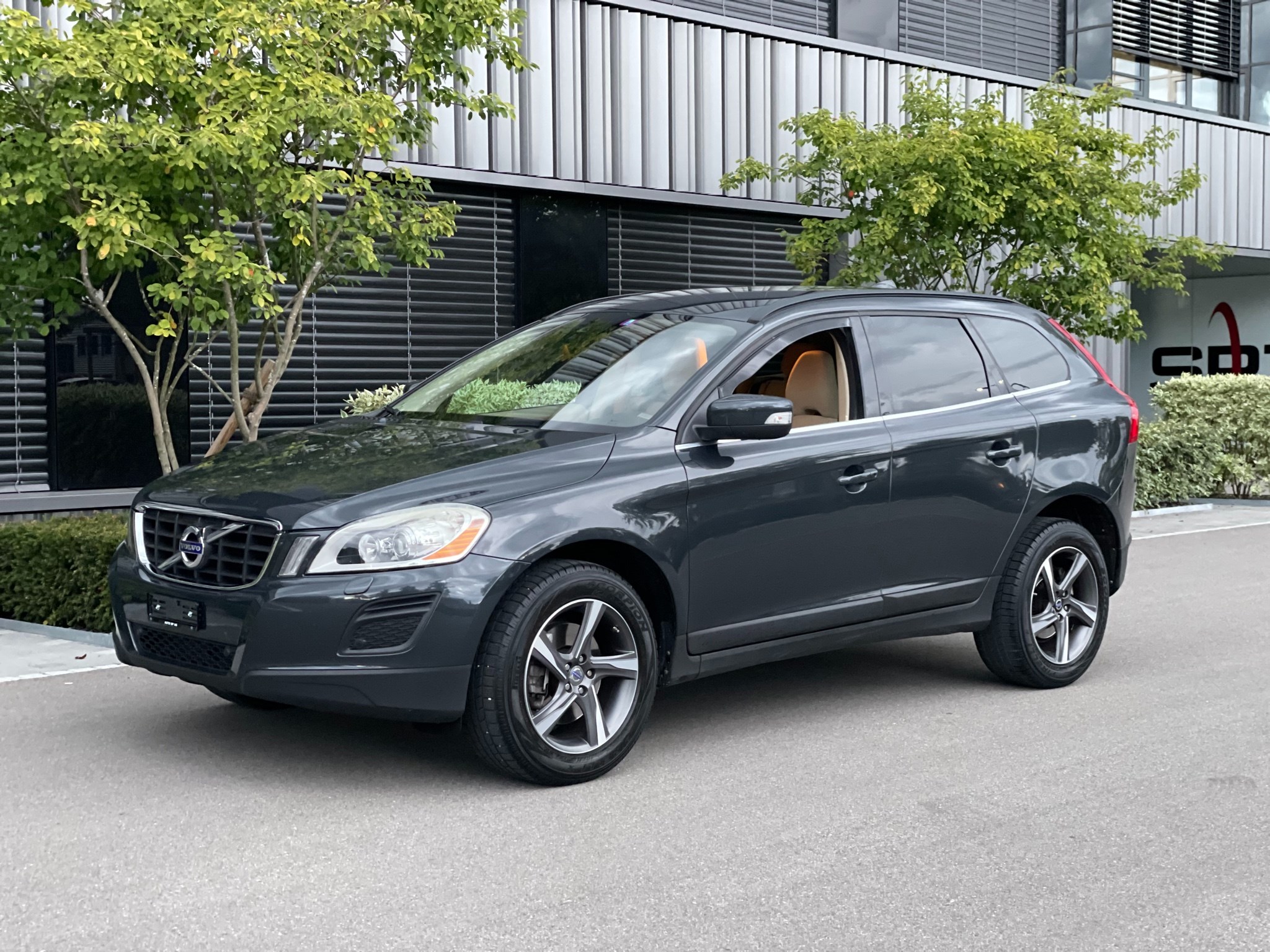 VOLVO XC60 D4 Summum Geartronic