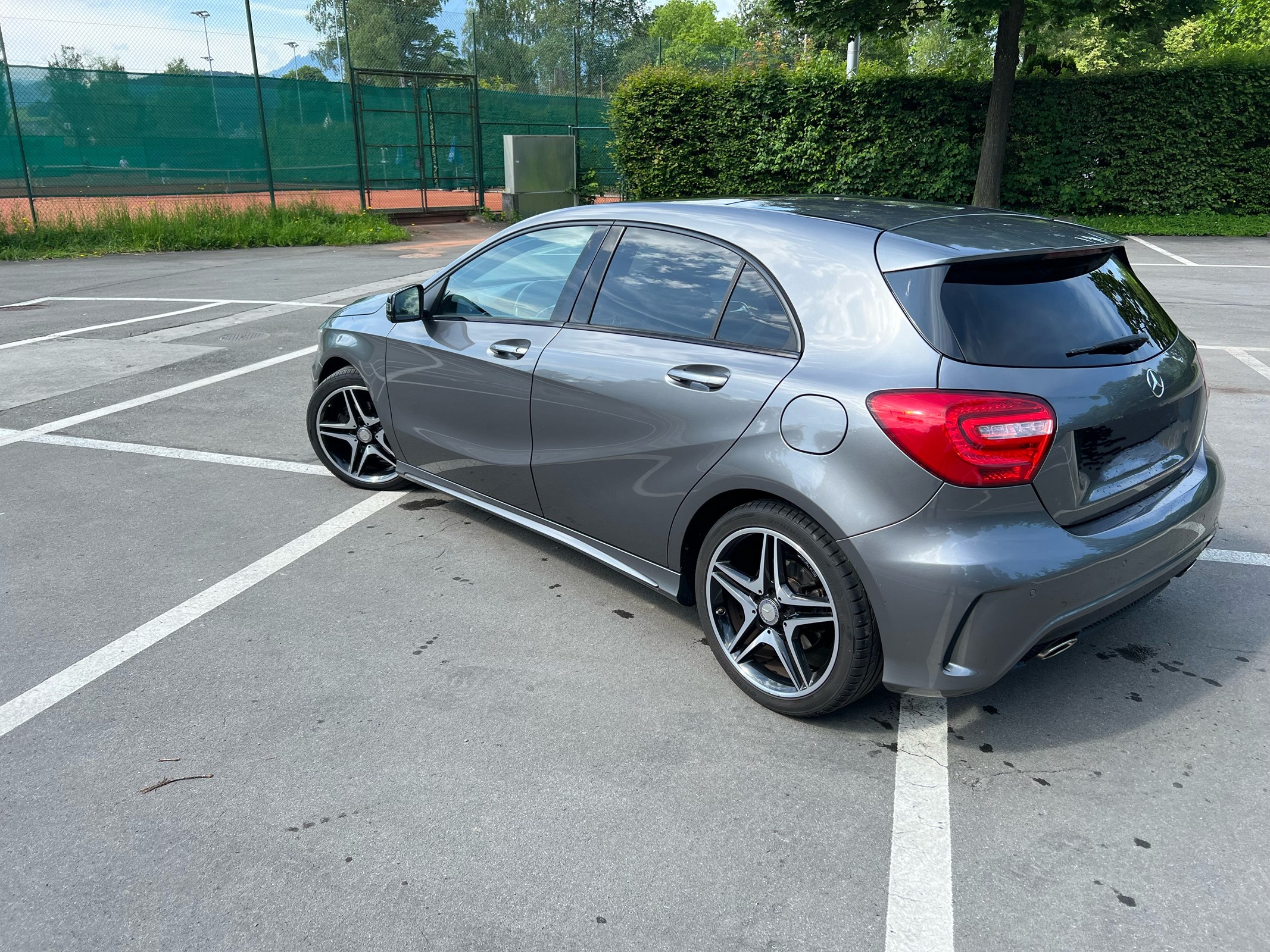 MERCEDES-BENZ A 180 CDI AMG Line