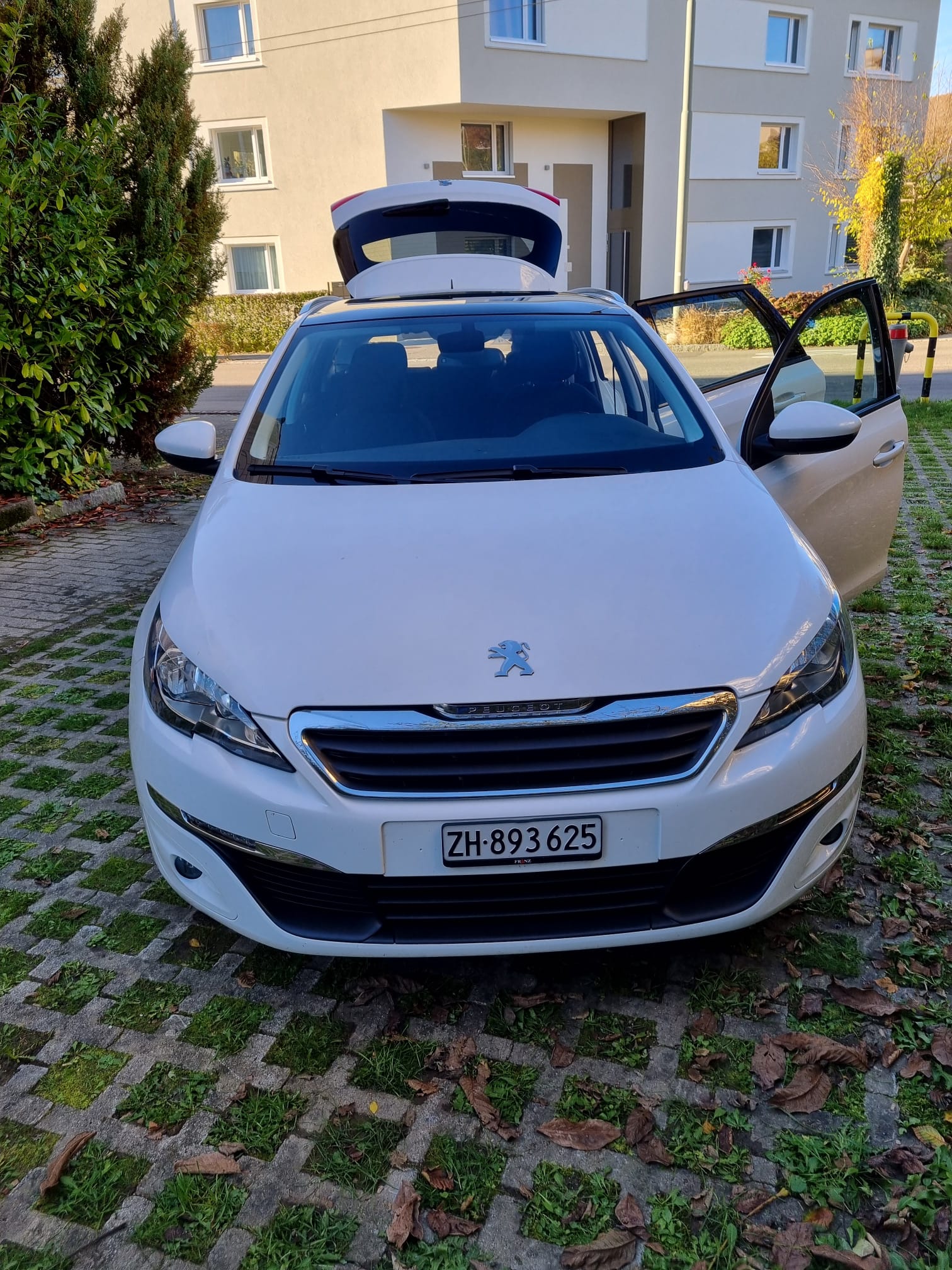 PEUGEOT 308 SW 1.6 BlueHDI Allure Automatic