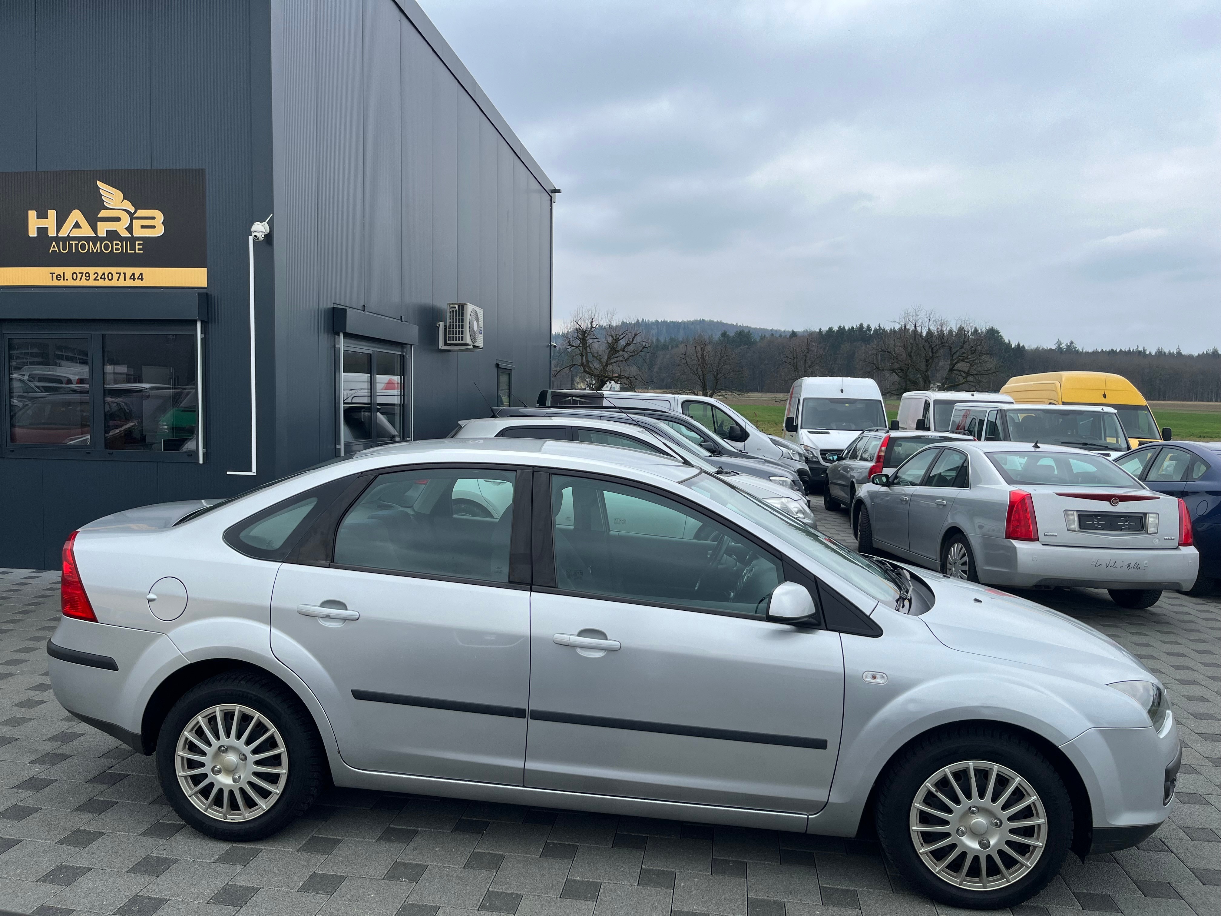 FORD Focus 1.6i Carving Automatic