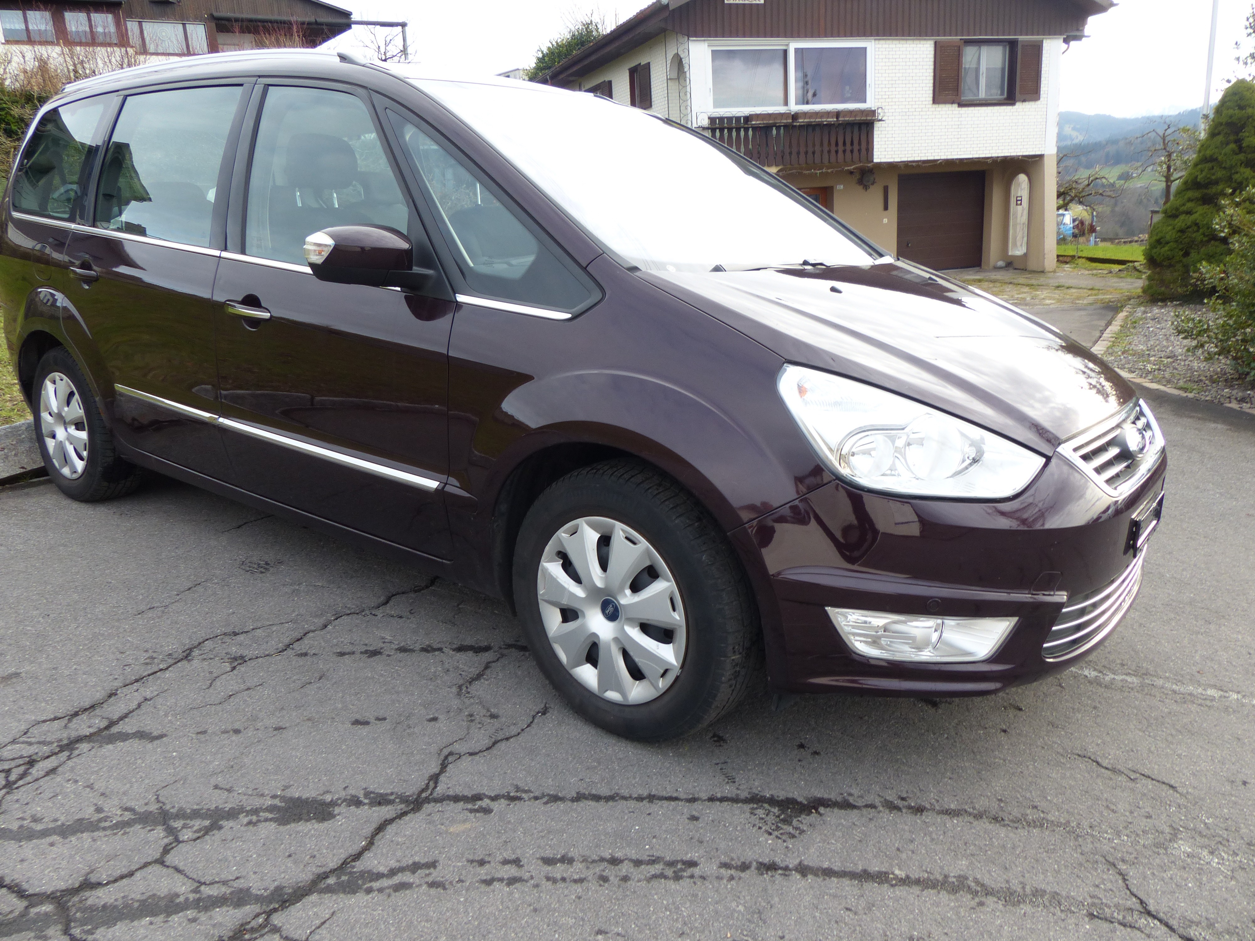 FORD Galaxy 2.0 SCTi Ghia PowerShift