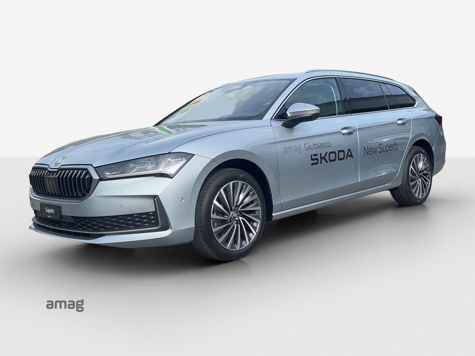 SKODA Superb Combi 2.0 TDi L&K 4x4 DSG