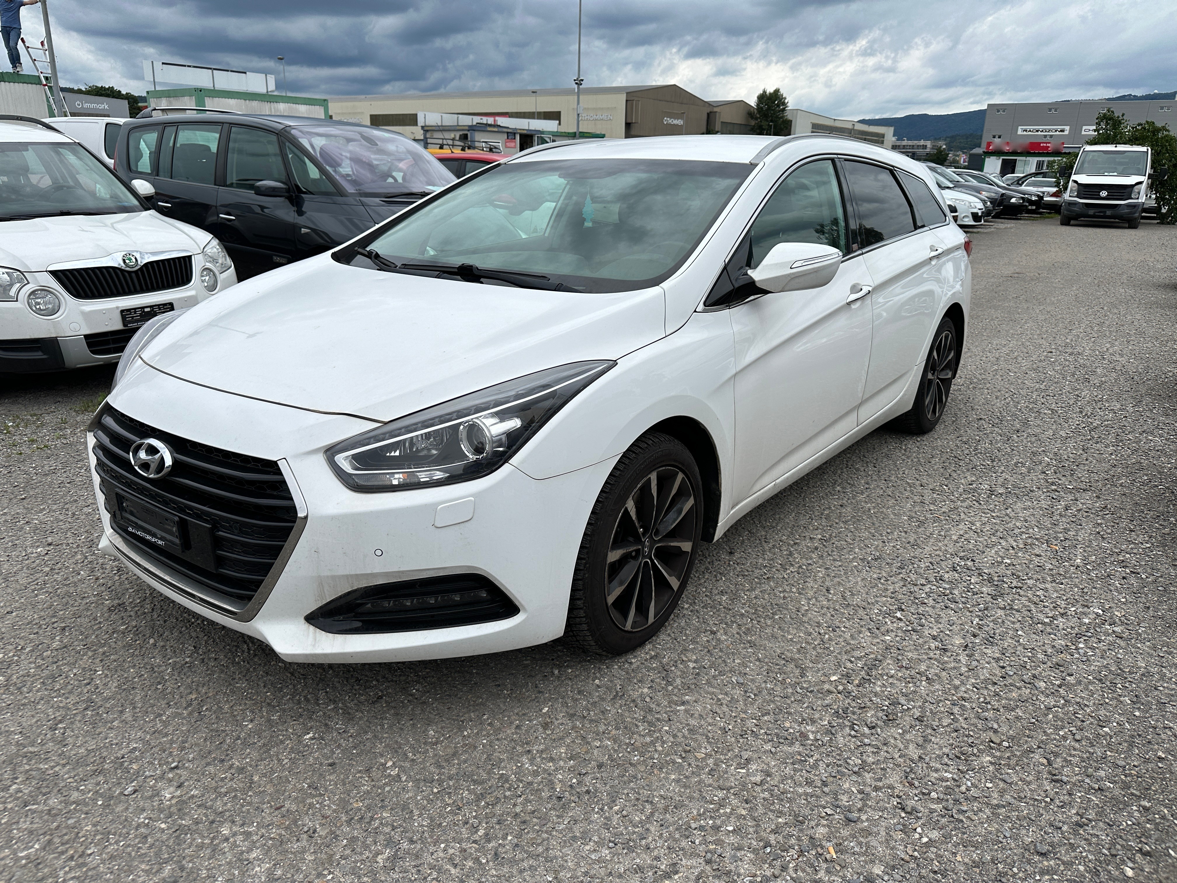 HYUNDAI i40 Wagon 1.7 CRDI Amplia Automatic