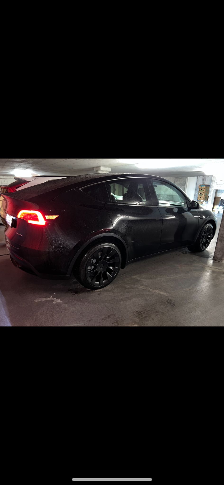 TESLA Model Y Long Range