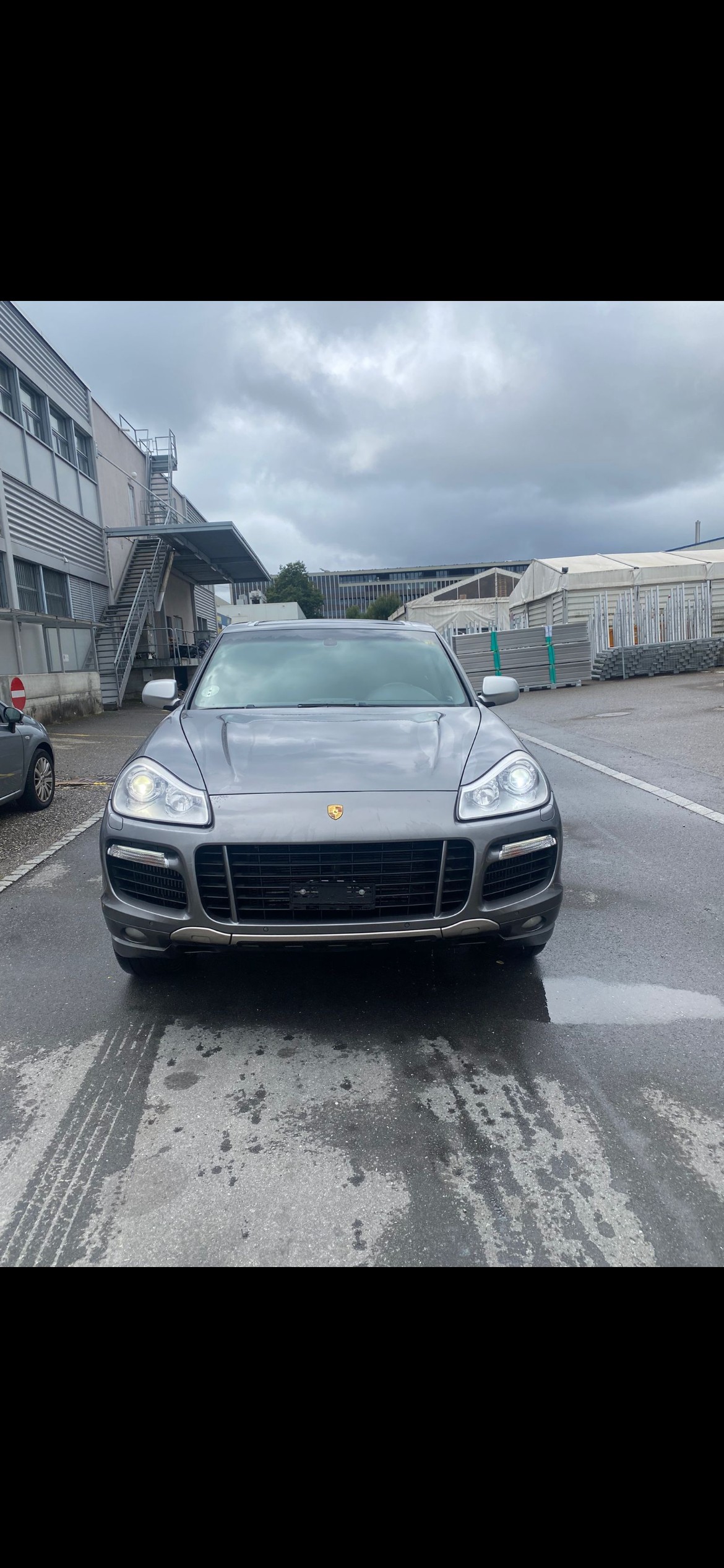 PORSCHE CAYENNE