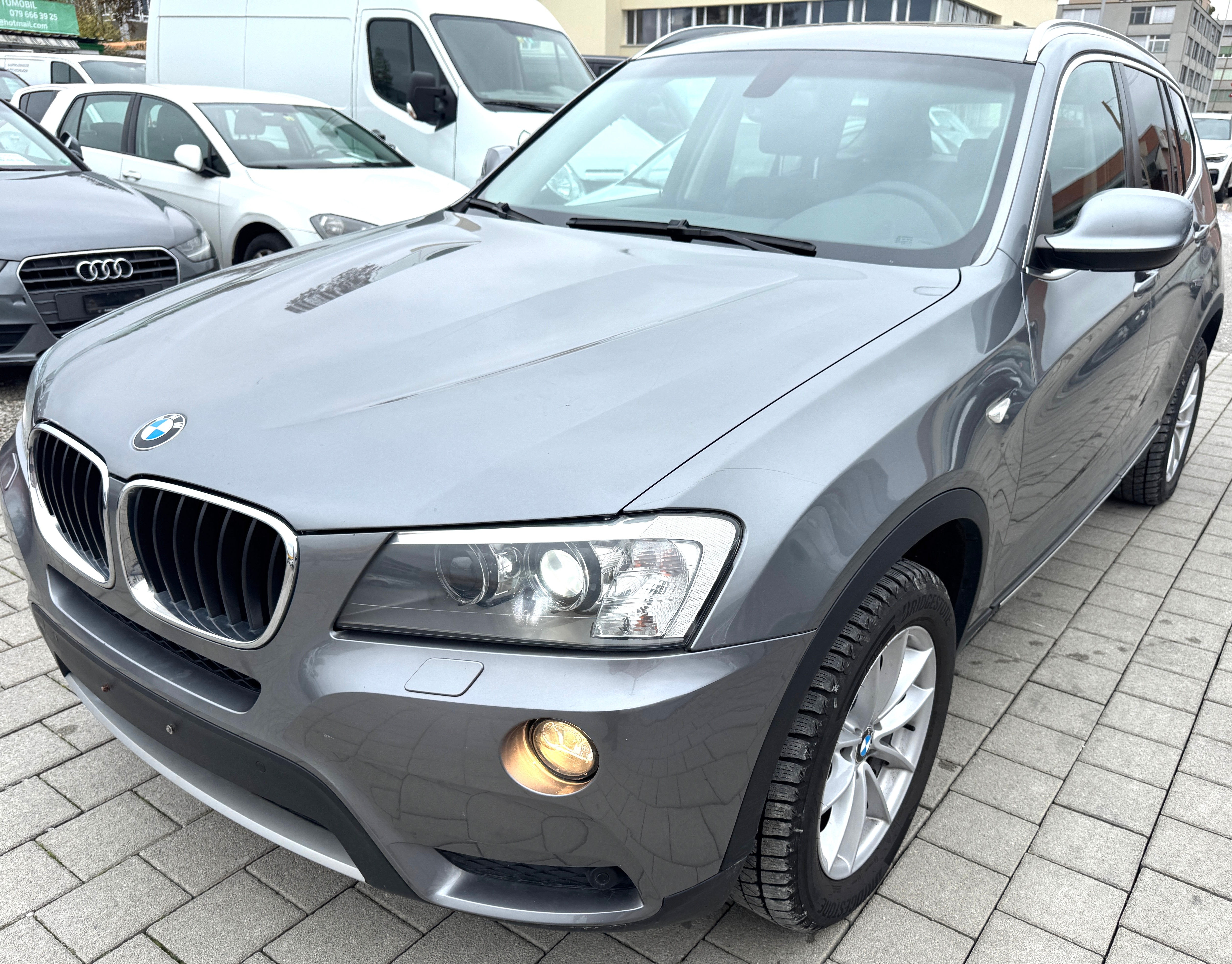 BMW X3 xDrive 20d Steptronic (Klimatronik ** AHK 2400 KG ** Leder ** Panorama ** Navigation ** Xenon ** MFK 01.2024 ** BO5)