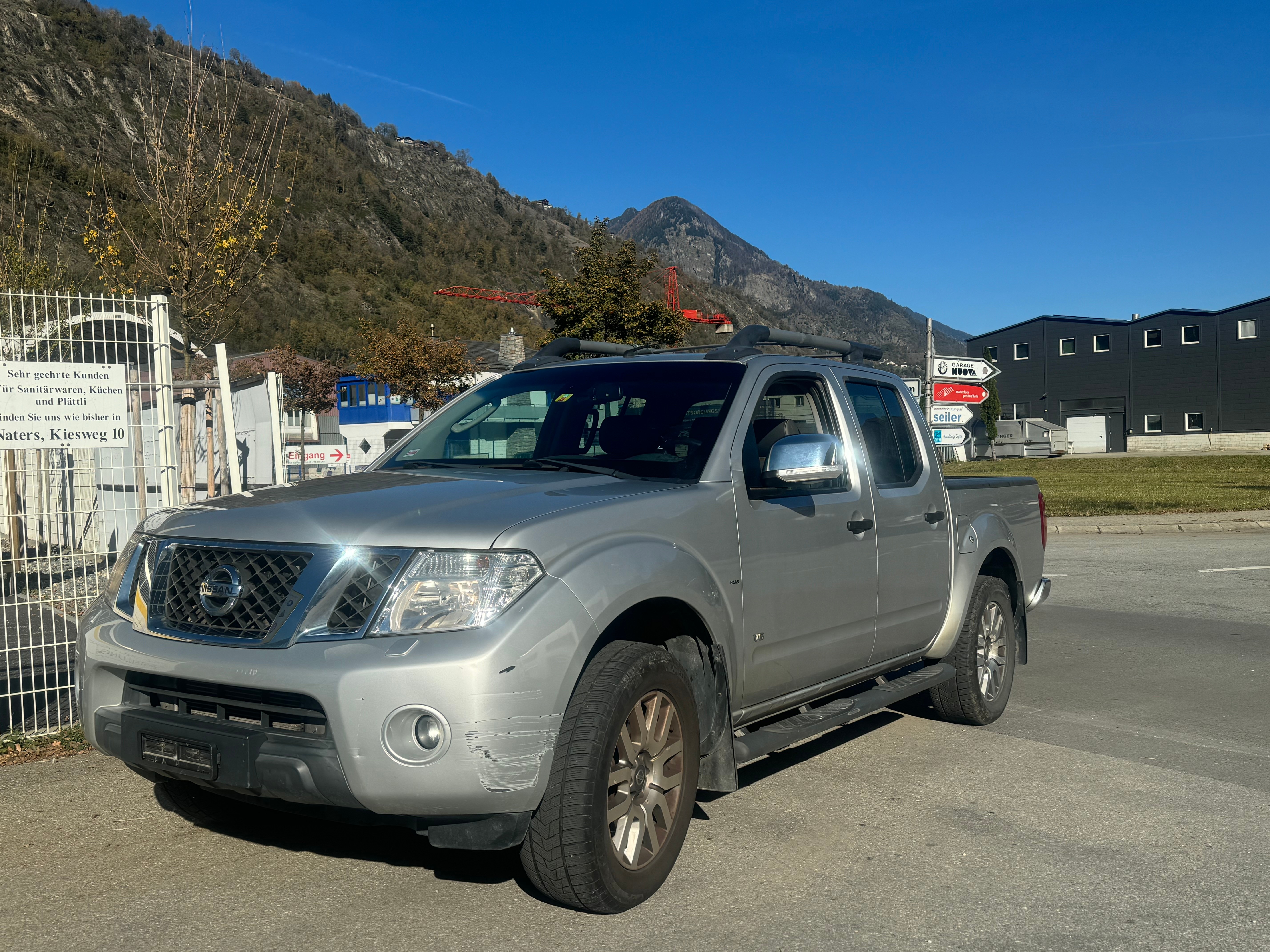 NISSAN Navara Double Cab Platinum EVO 2.5 dCi 4WD A