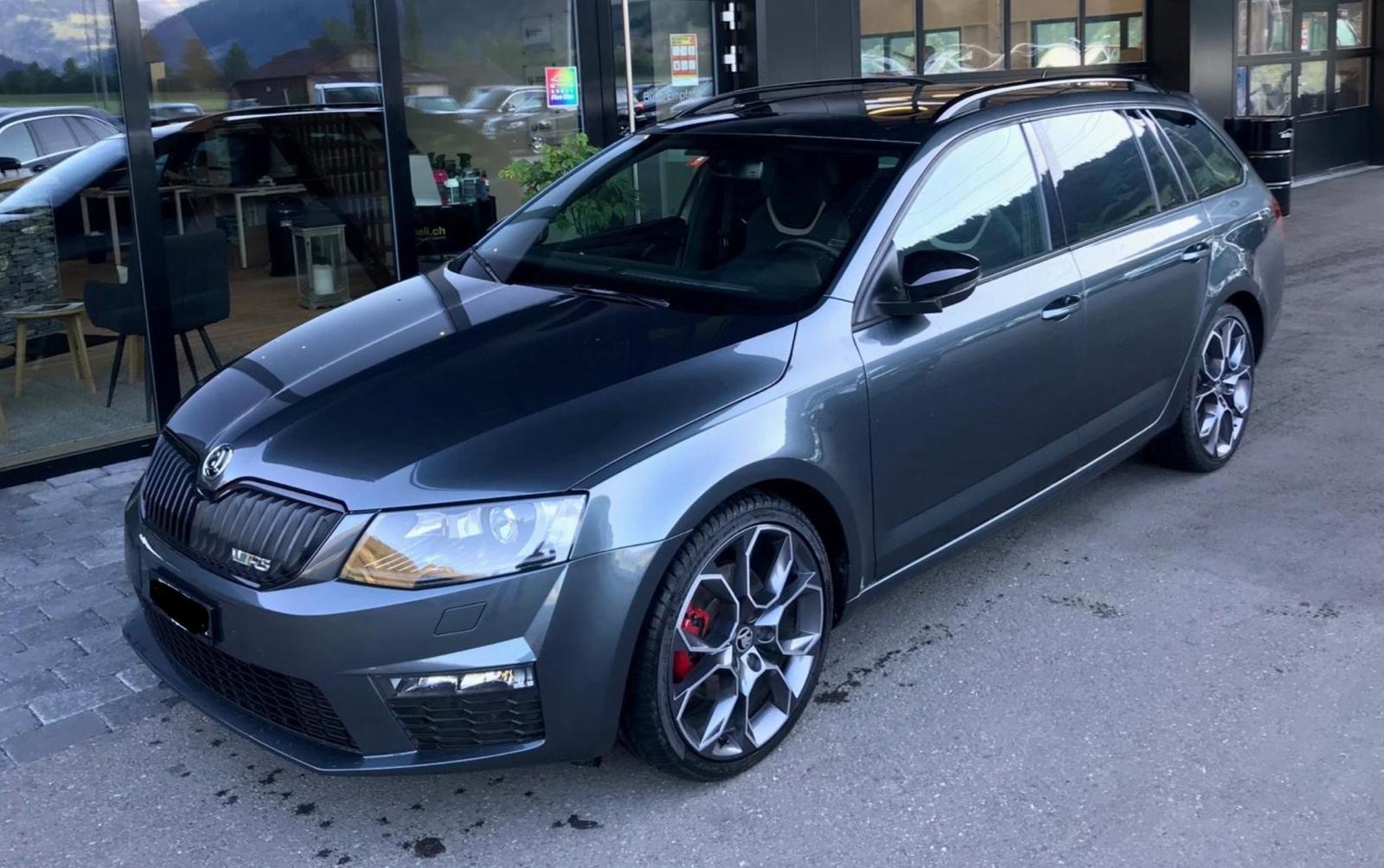 SKODA Octavia Combi 2.0 TDI RS 4x4 DSG