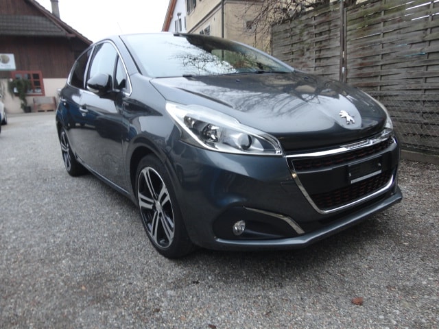 PEUGEOT 208 1.2 THP Allure