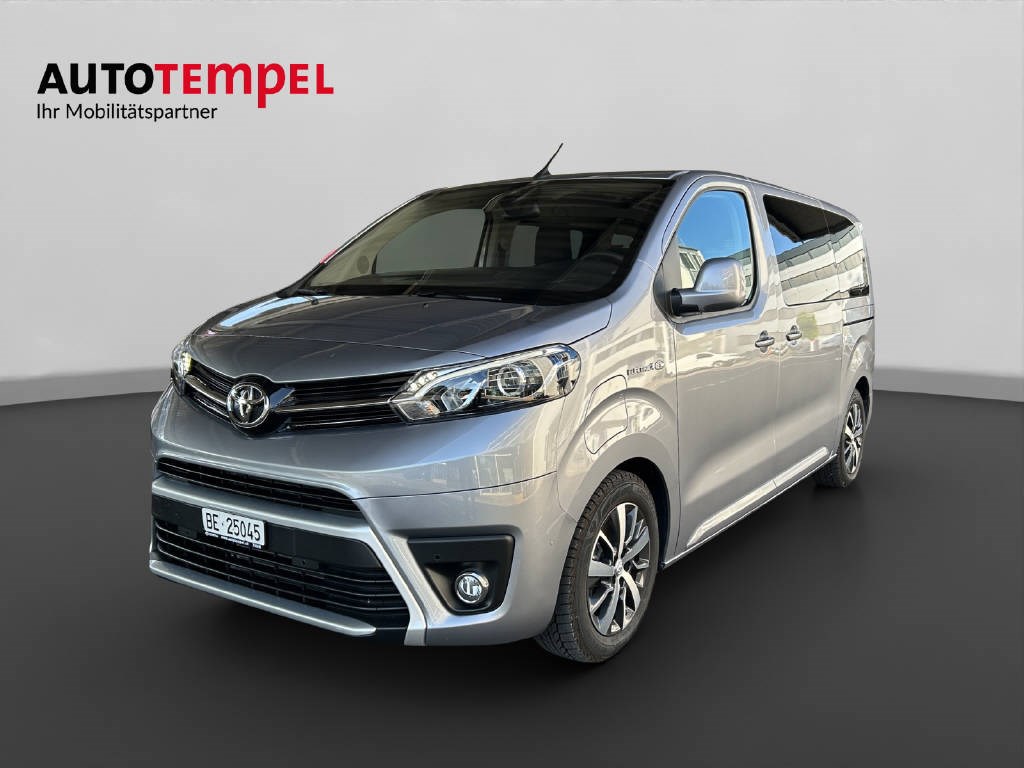 TOYOTA PROACE Verso L1 75KWh Trend