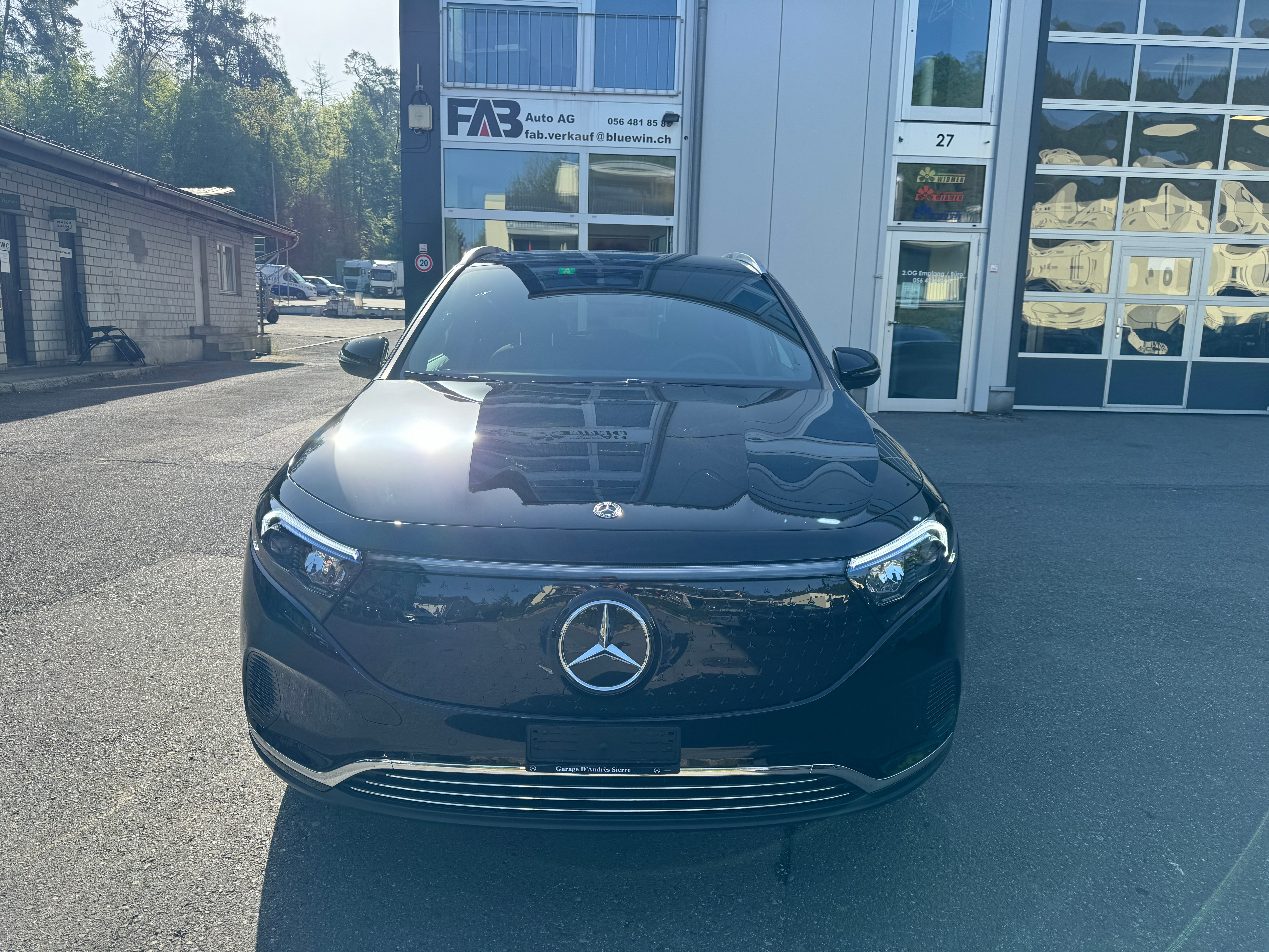 MERCEDES-BENZ EQA 300 4Matic