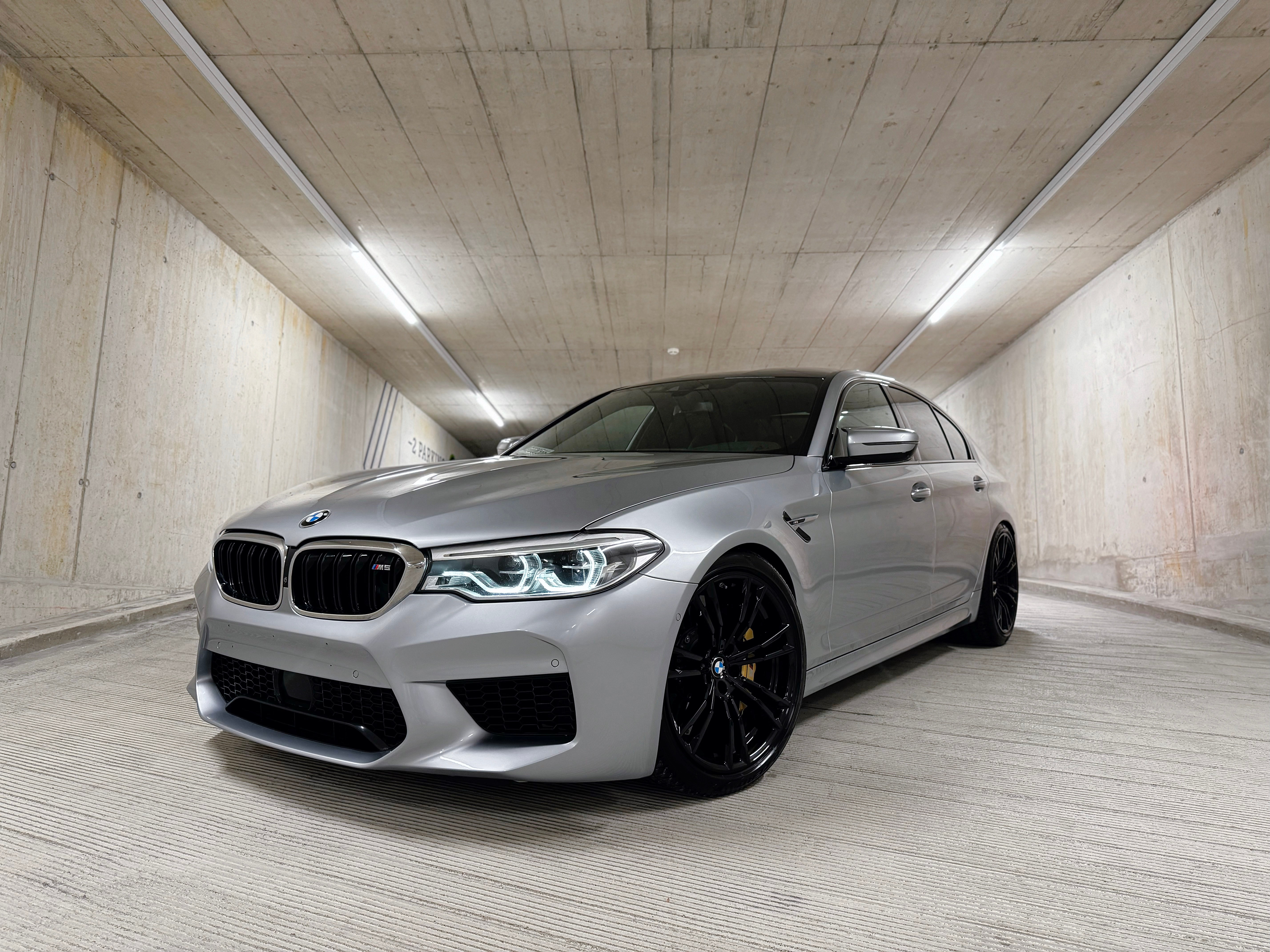 BMW M5 xDrive Drivelogic