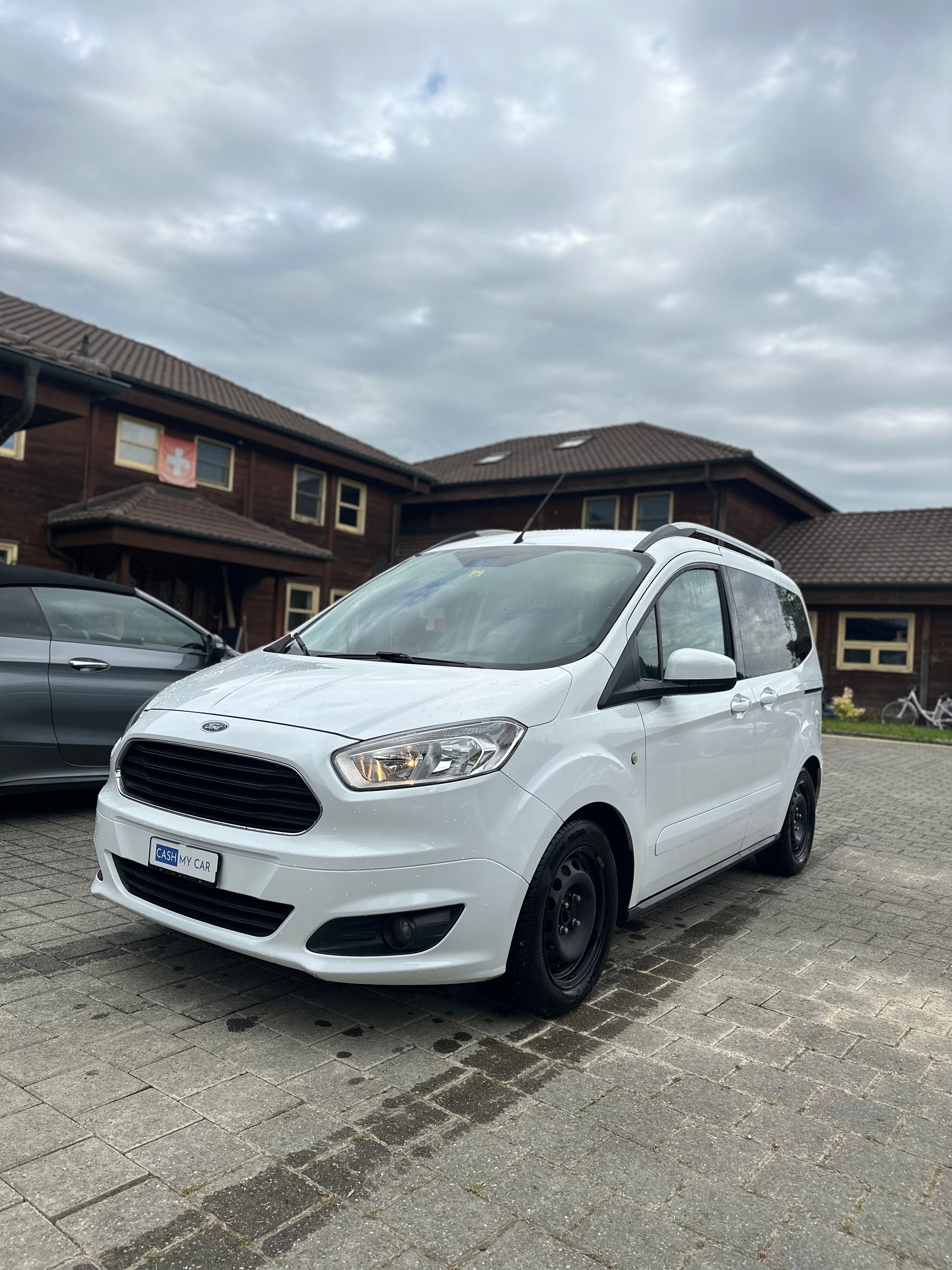 FORD Tourneo Courier 1.5 TDCi Ambiente