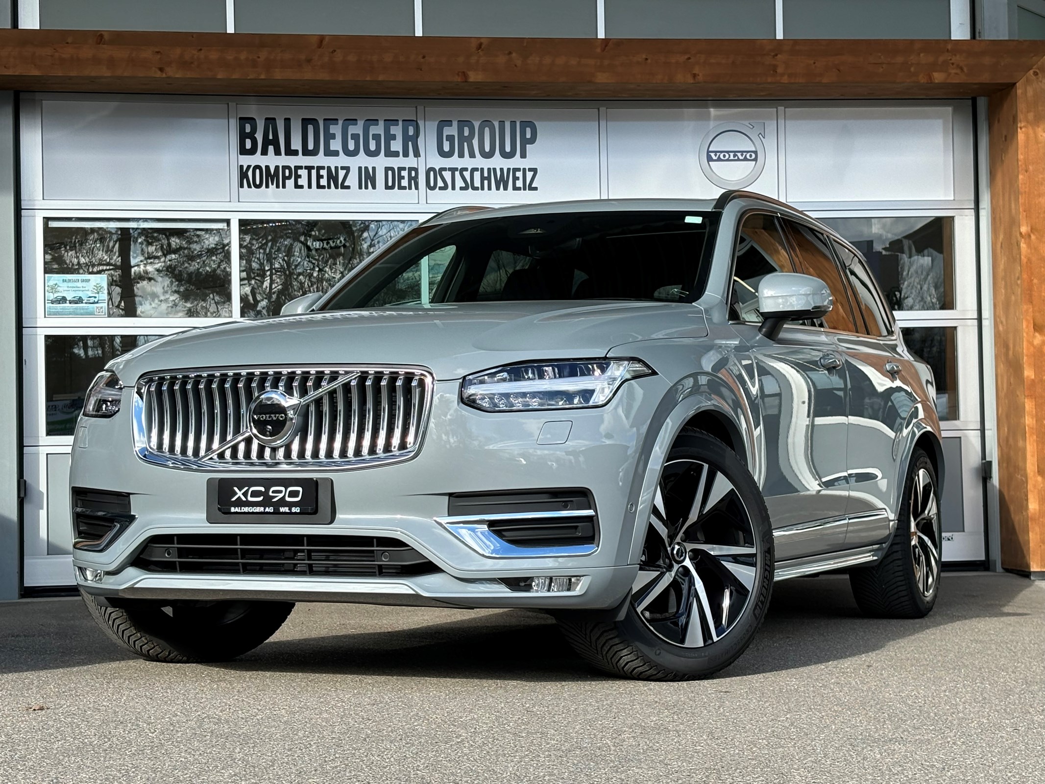 VOLVO XC90 2.0 B5 MH Ultimate Bright