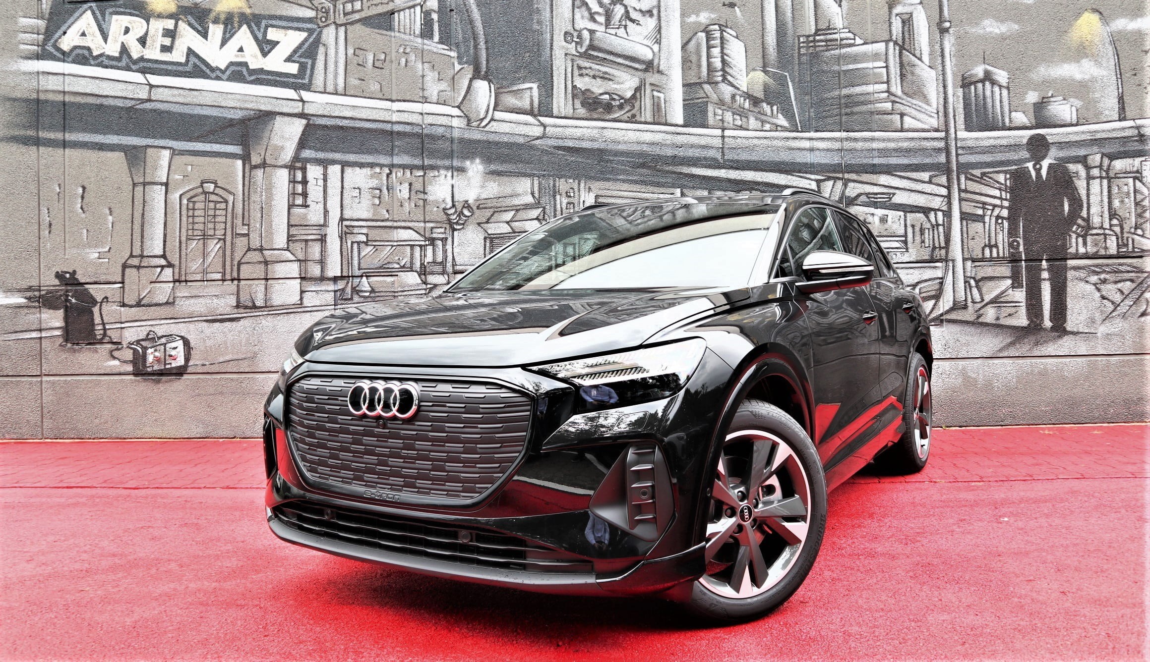 AUDI Q4 e-tron 45 quattro