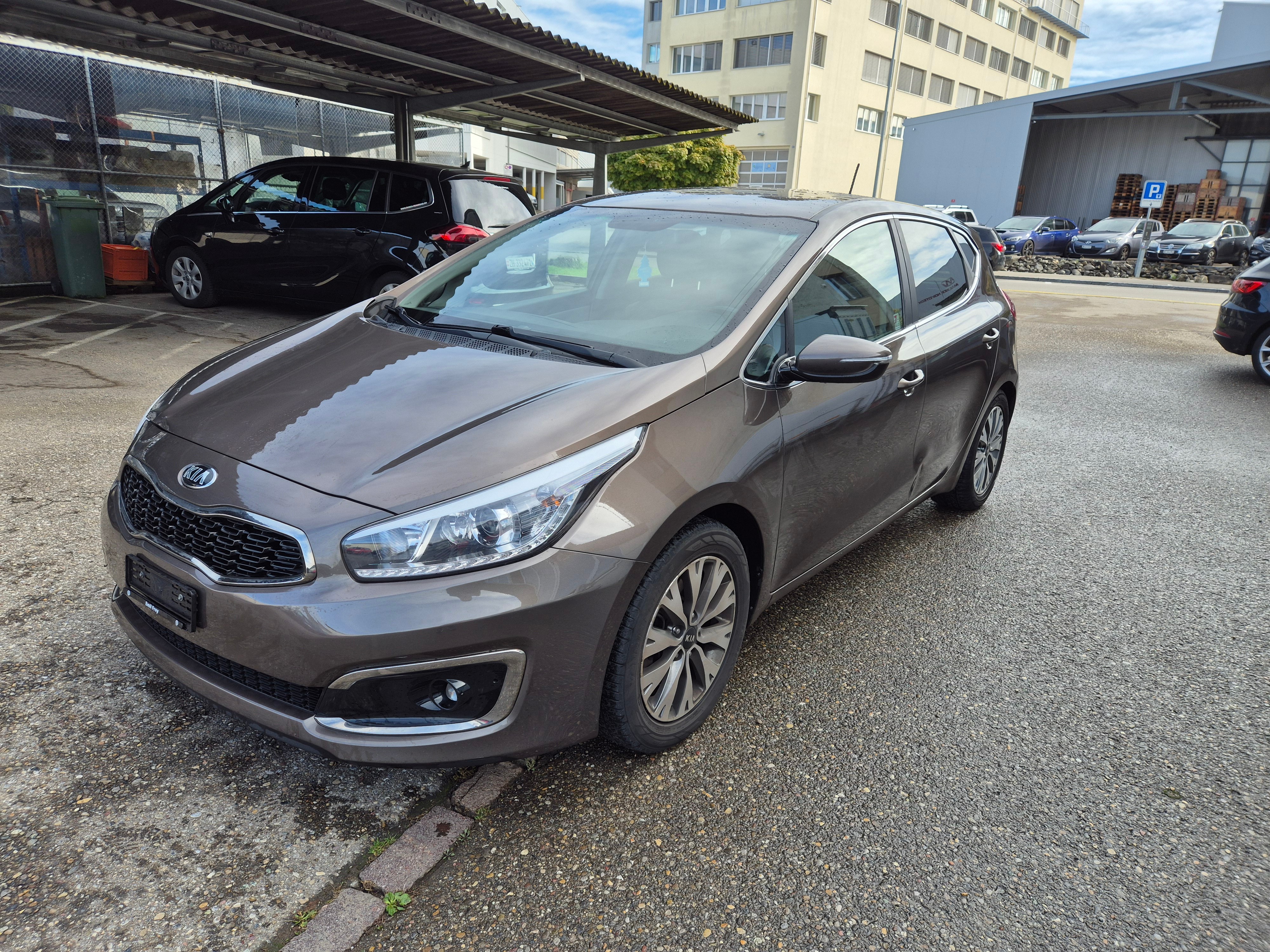 KIA Ceed 1.0 T-GDi Swiss Champion