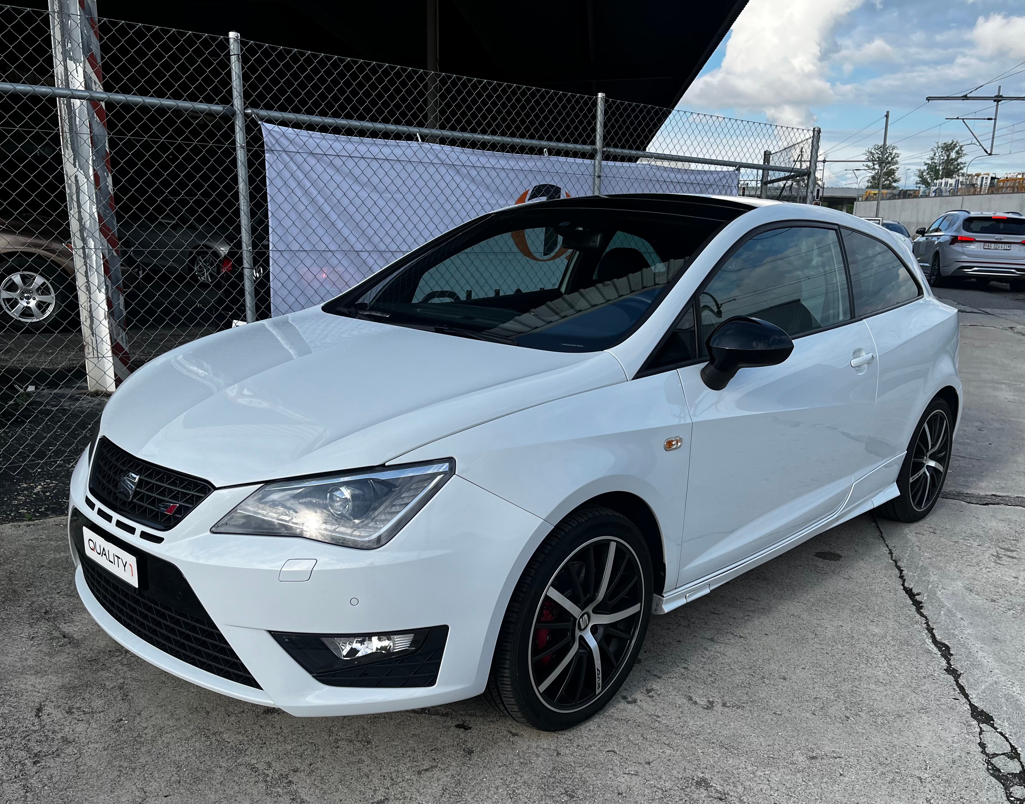 SEAT Ibiza SC 1.4 TSI Cupra SR DSG