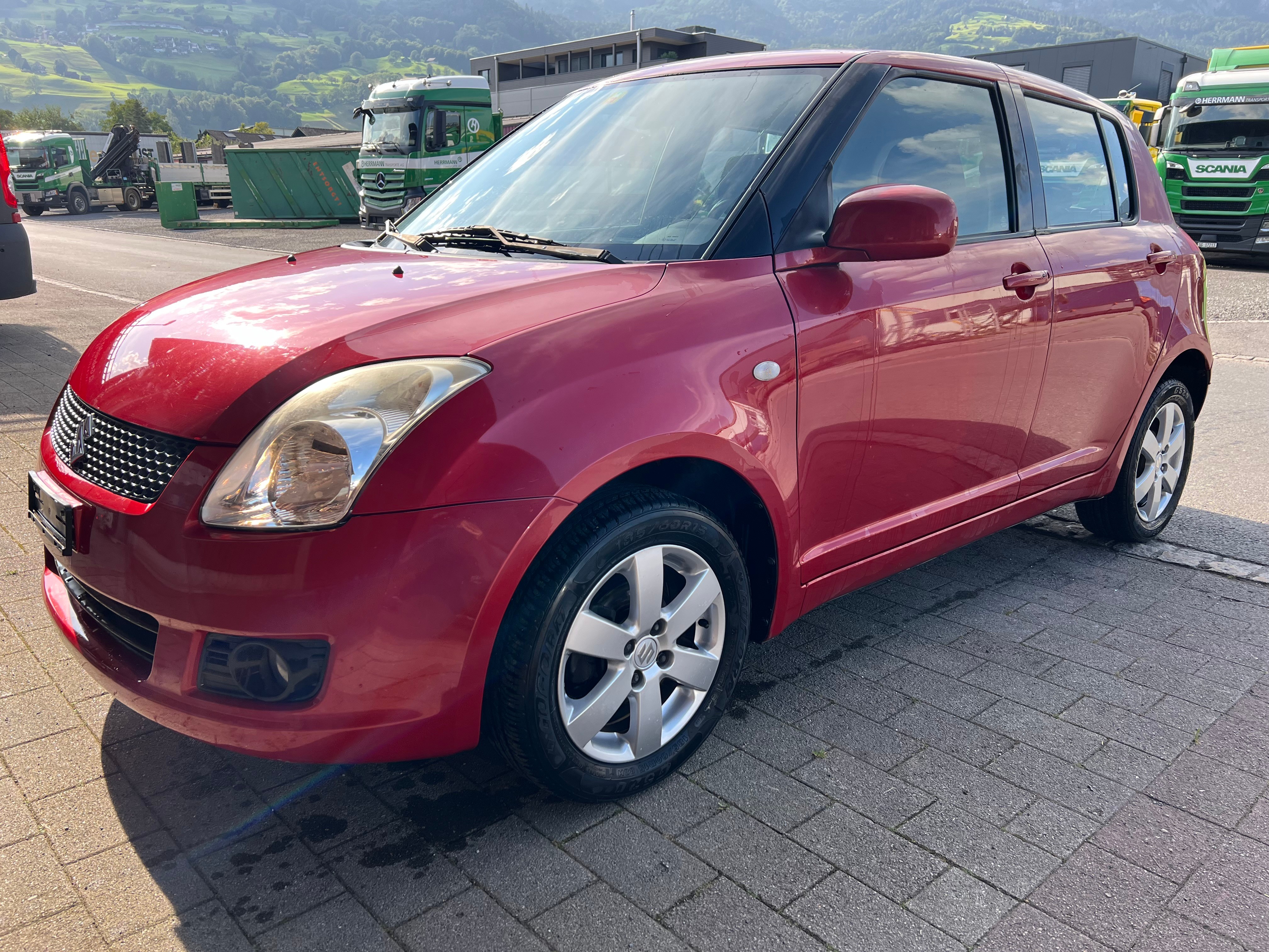 SUZUKI Swift 1.3i 16V GL 4x4