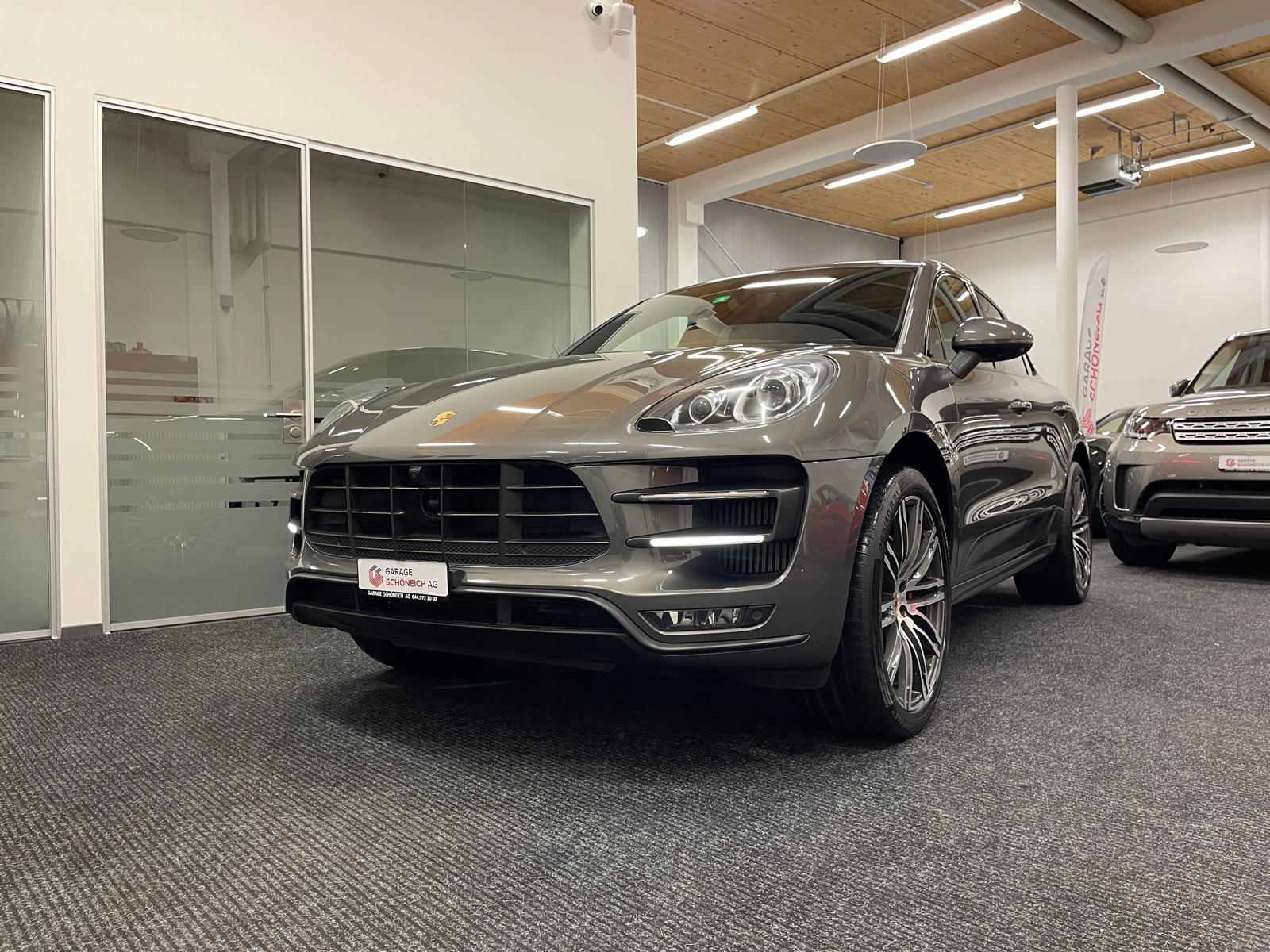 PORSCHE Macan Turbo PDK