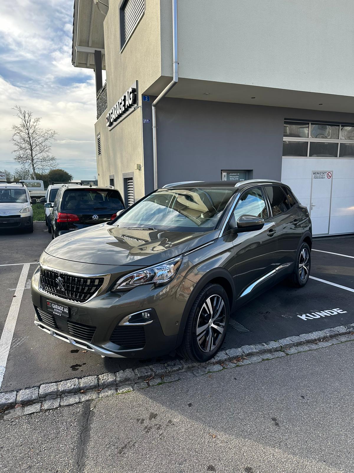 PEUGEOT 3008 1.2 PureTech GT Line