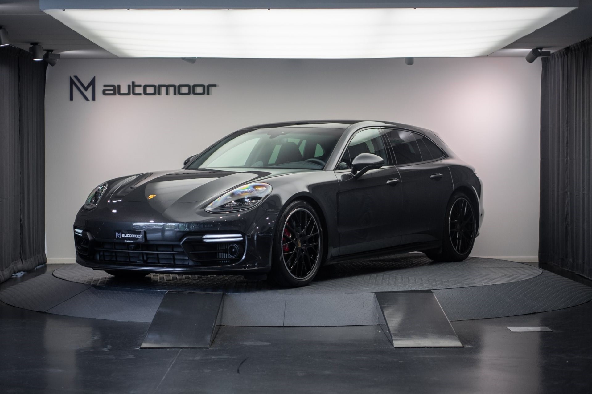 PORSCHE PANAMERA GTS Sport Turismo PDK *CH-Fahrzeug* *Burmester* *Head-Up*