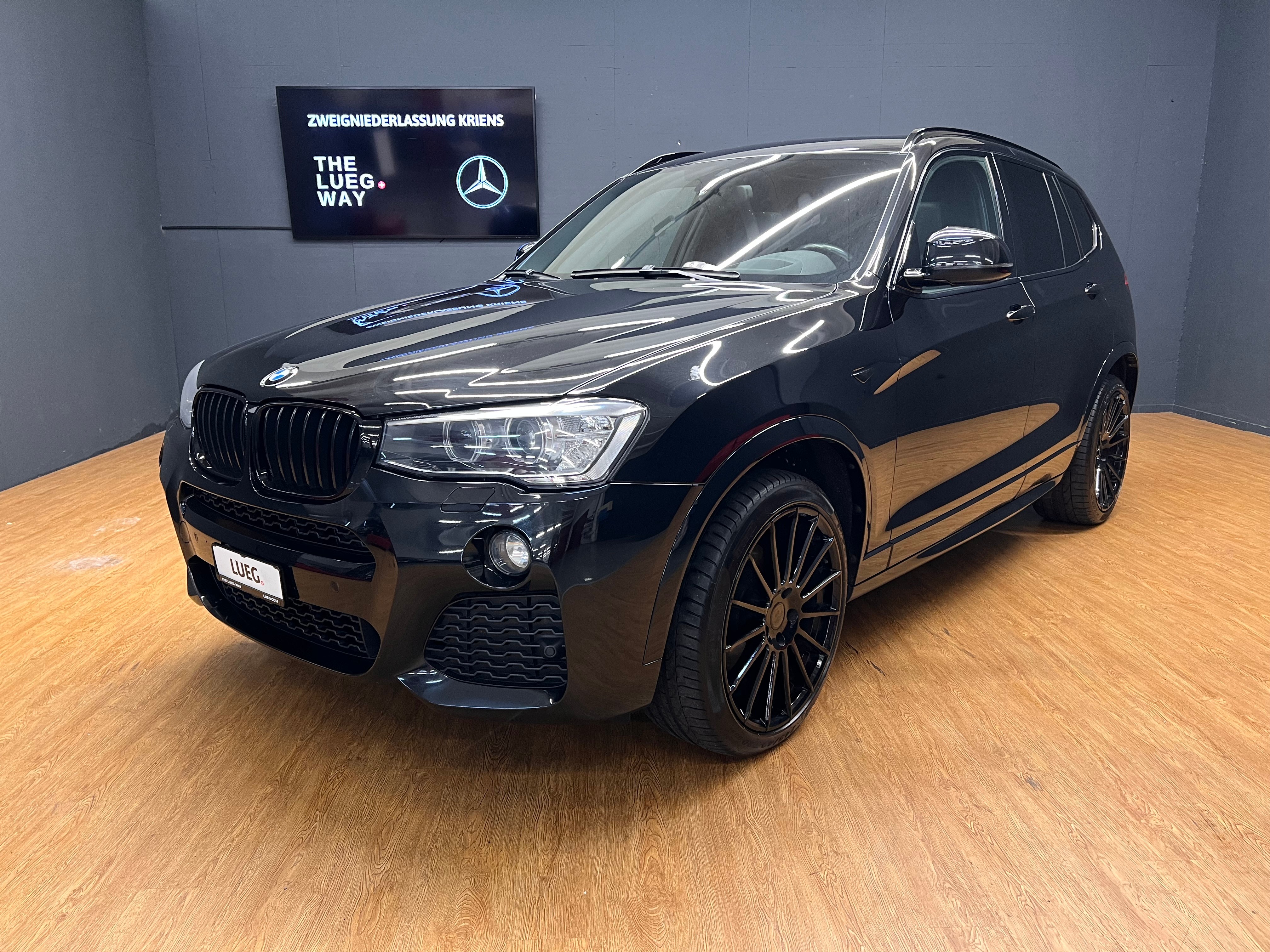 BMW X3 xDrive 30d M Sport / Head-Up Display / Panorama-Dach / Rückfahrkamera