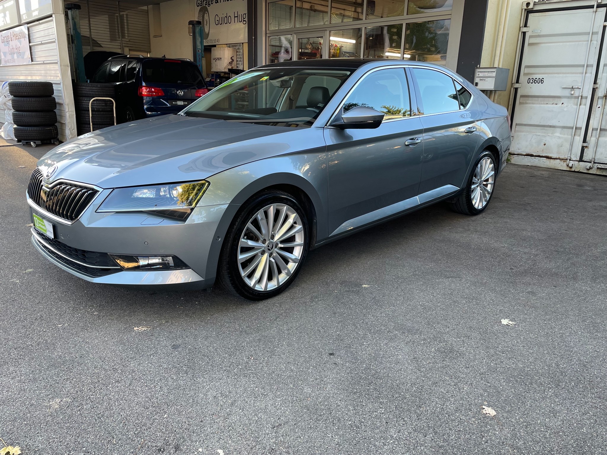 SKODA Superb 2.0 TDi Style DSG