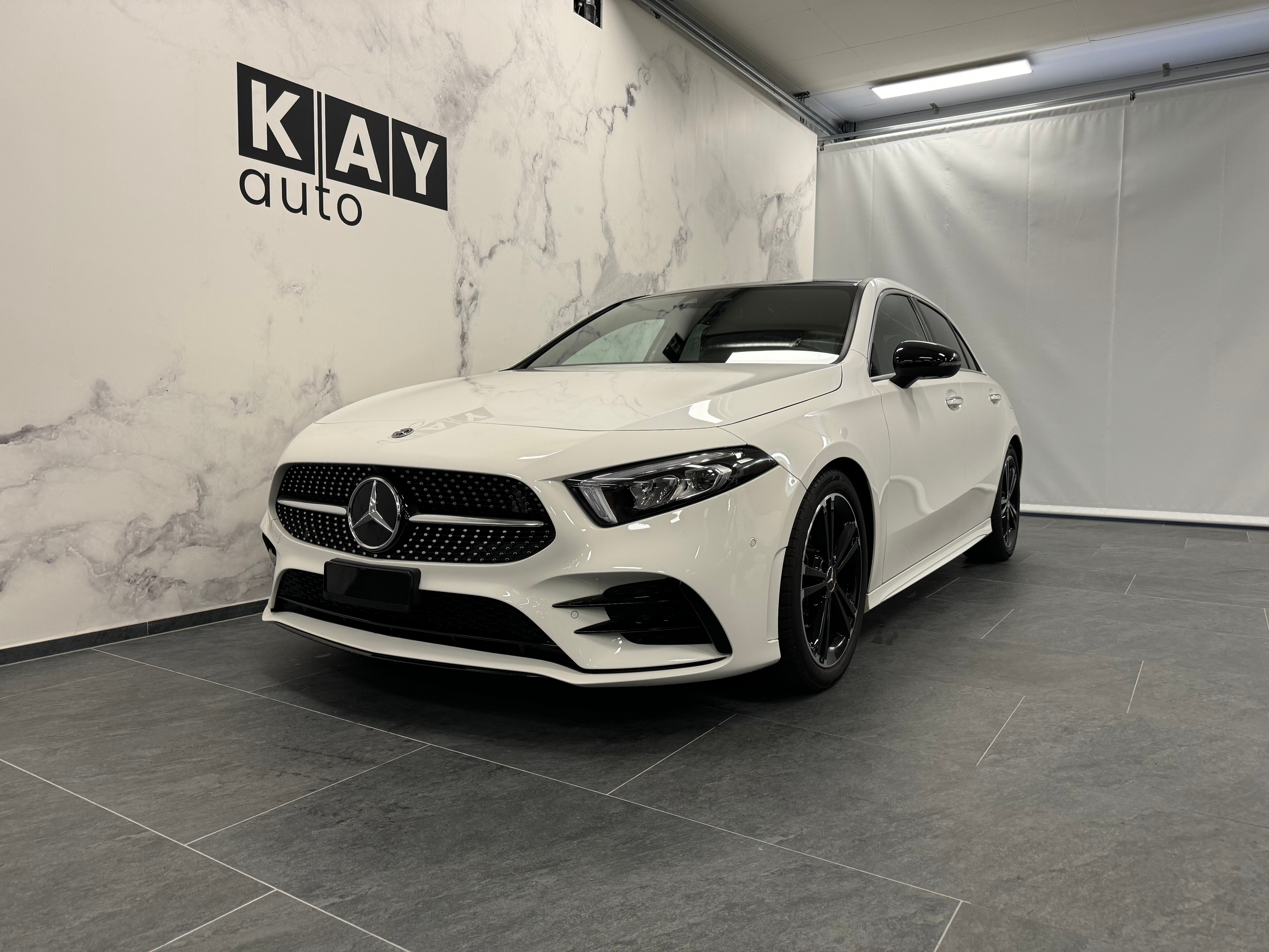 MERCEDES-BENZ A 200 AMG Line 7G-DCT