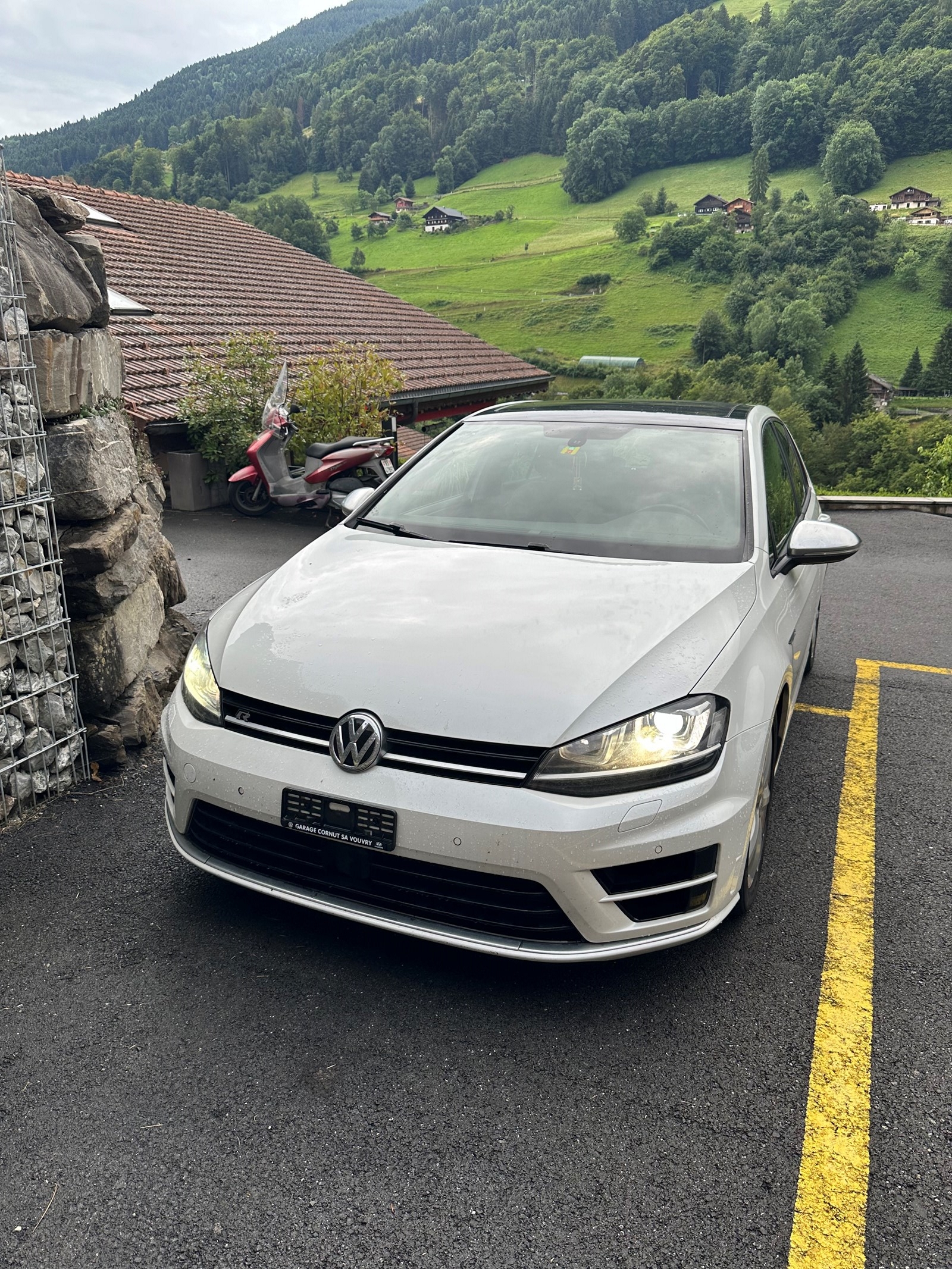 VW Golf 2.0 TSI R 4Motion DSG