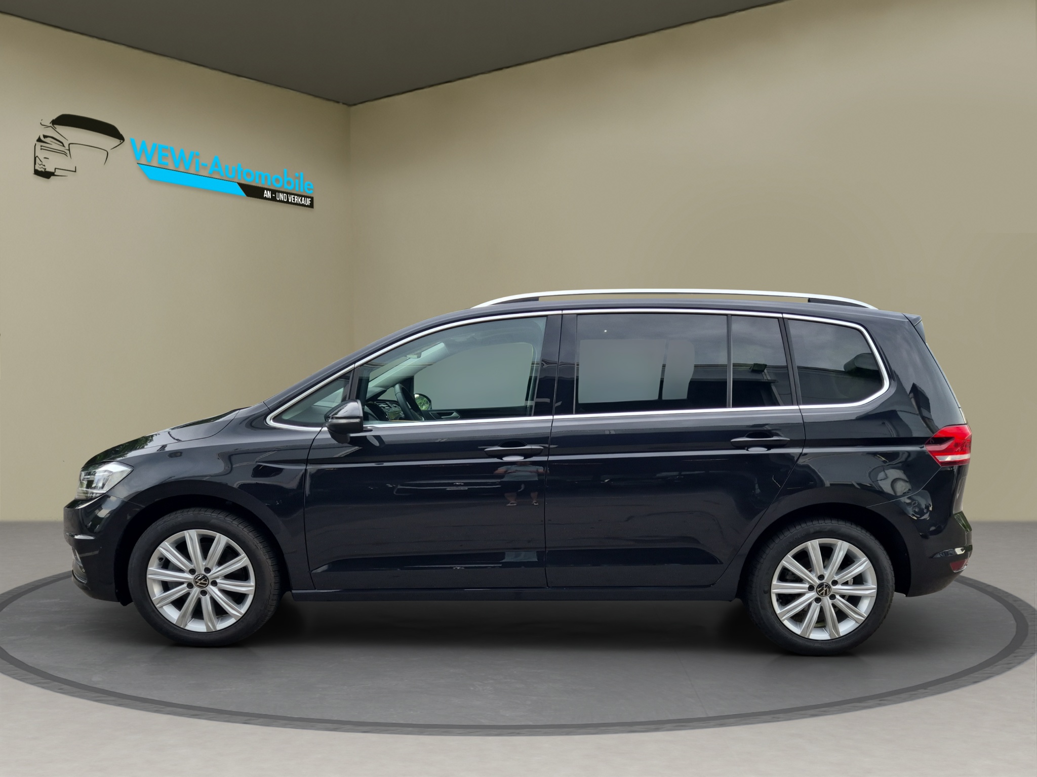 VW Touran 2.0 TDI BlueMotion Technology Highline DSG