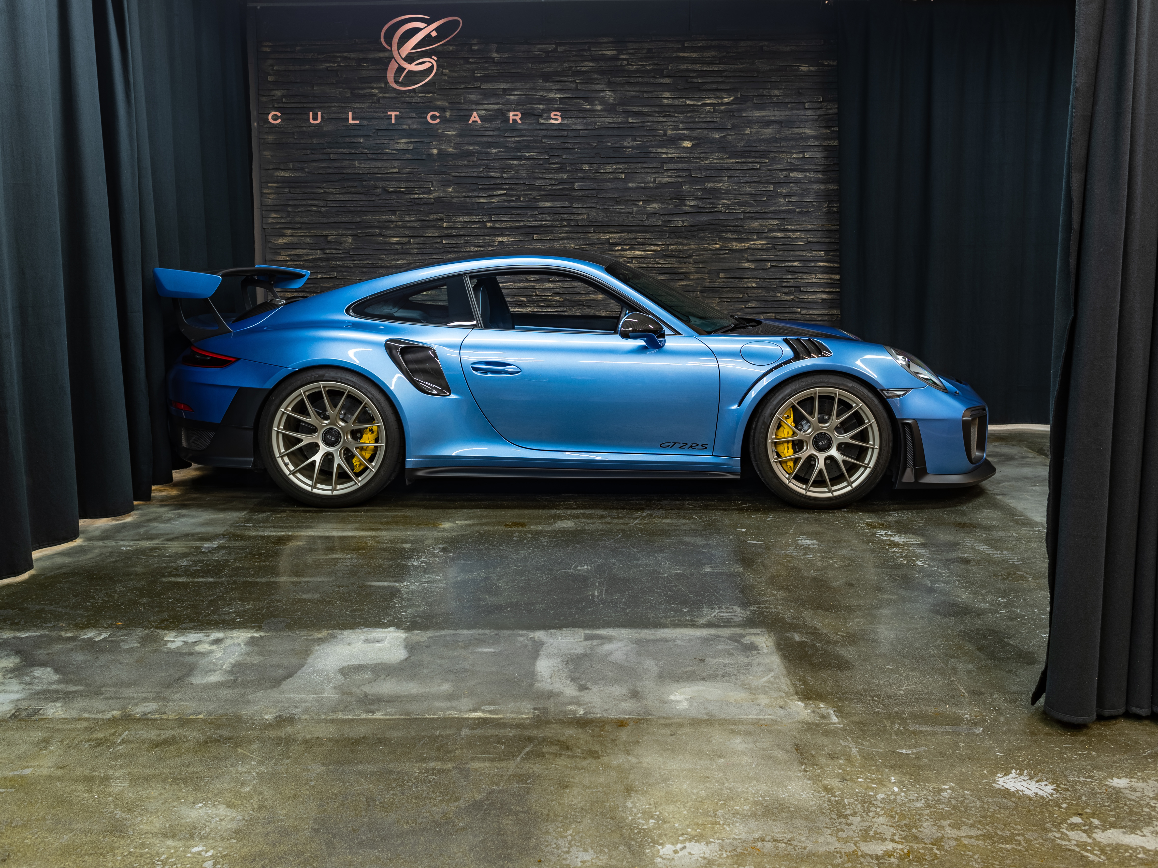 PORSCHE 911 GT2 RS PDK