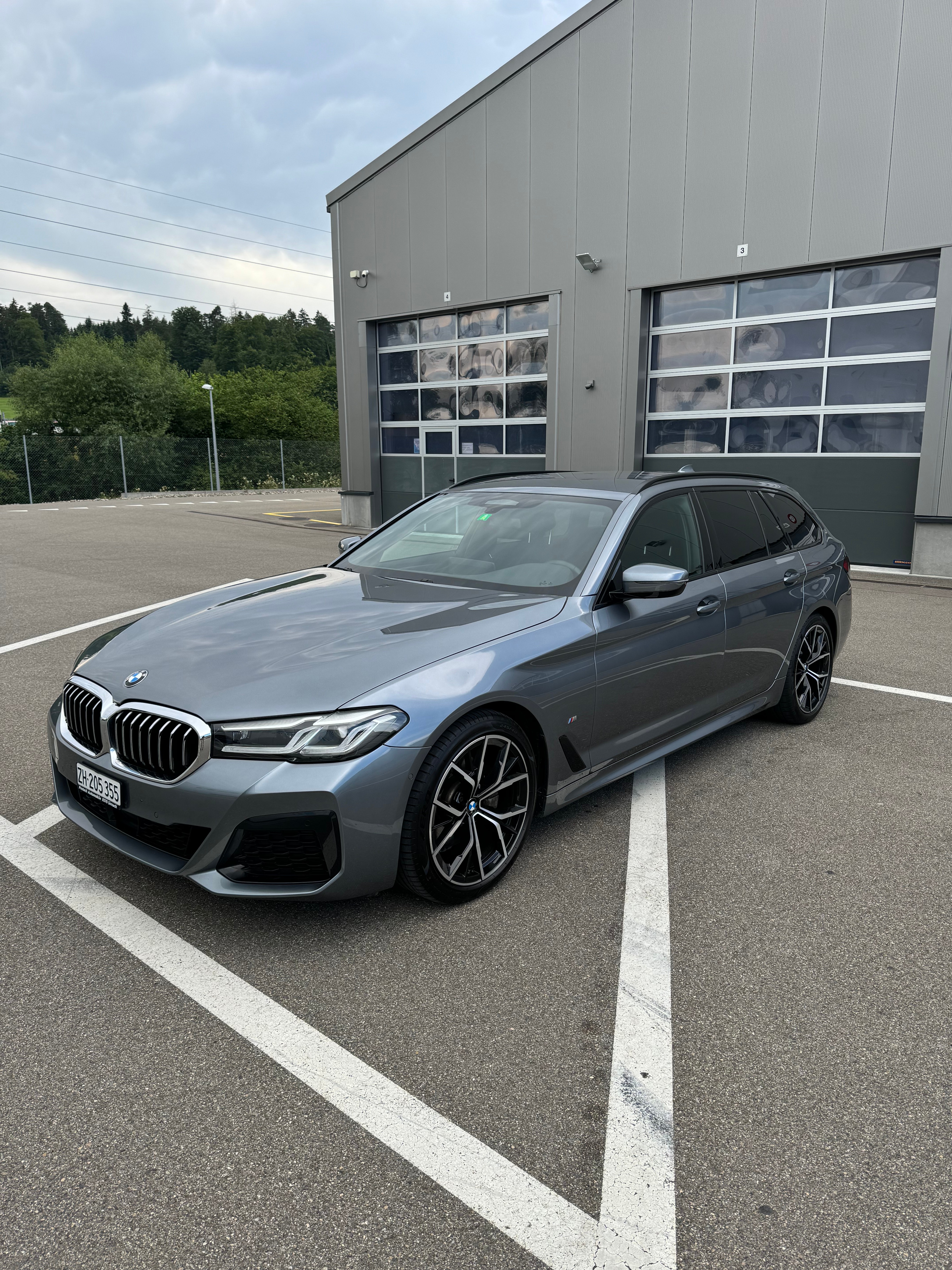 BMW 520d 48V Touring M Sport Steptronic