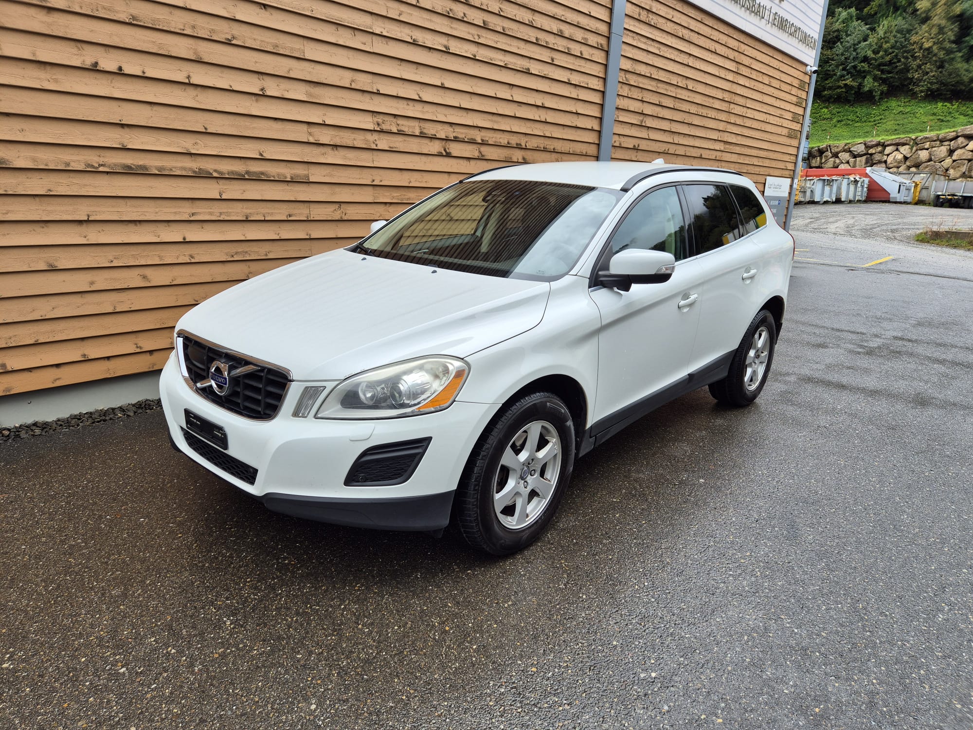 VOLVO XC60 DRIVe Kinetic